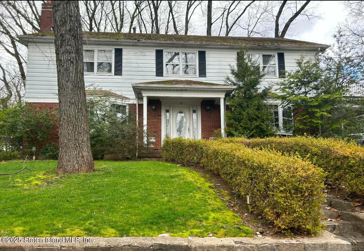 16 Holsman Road, Staten Island, NY, 10301