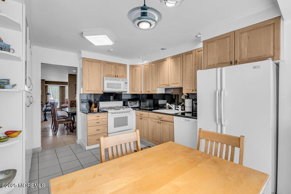 68 Ambassador Drive, Red Bank, NJ, 07701 image 17