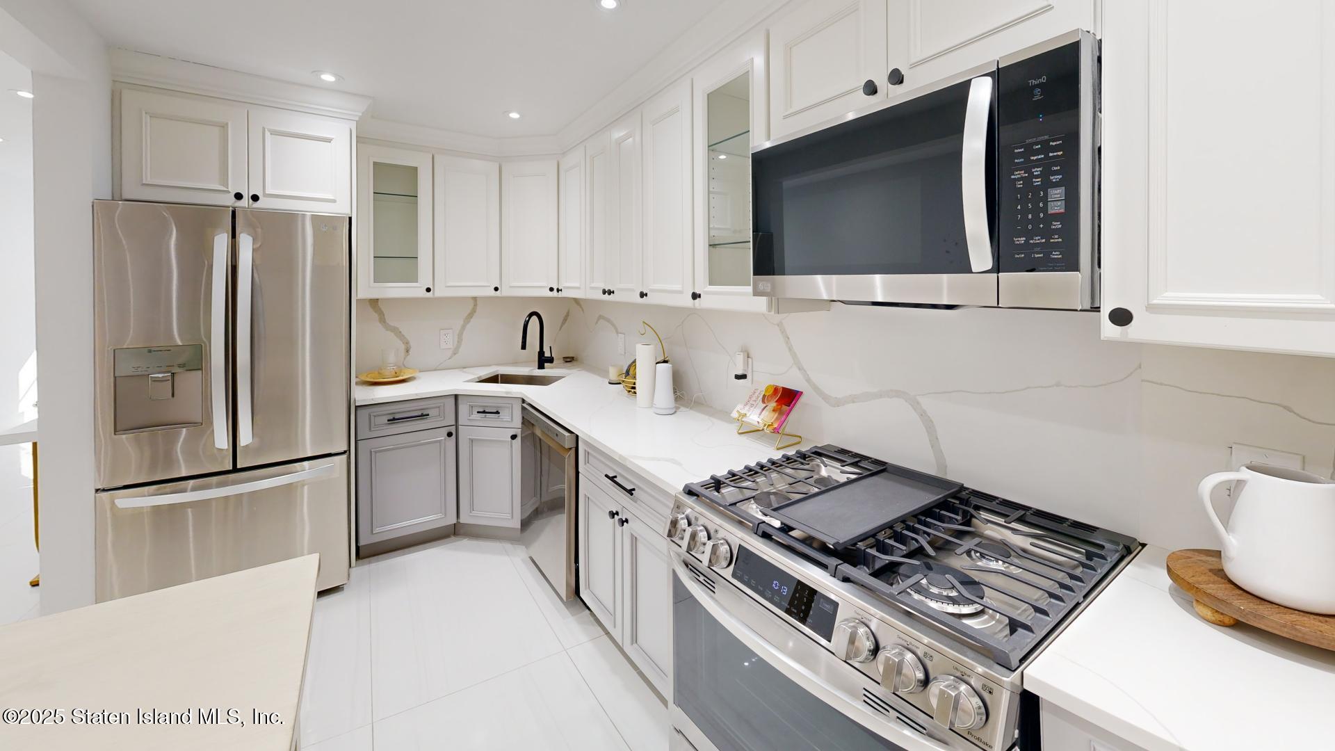 88 Aberdeen Street, Brooklyn, NY, 11207 image 21