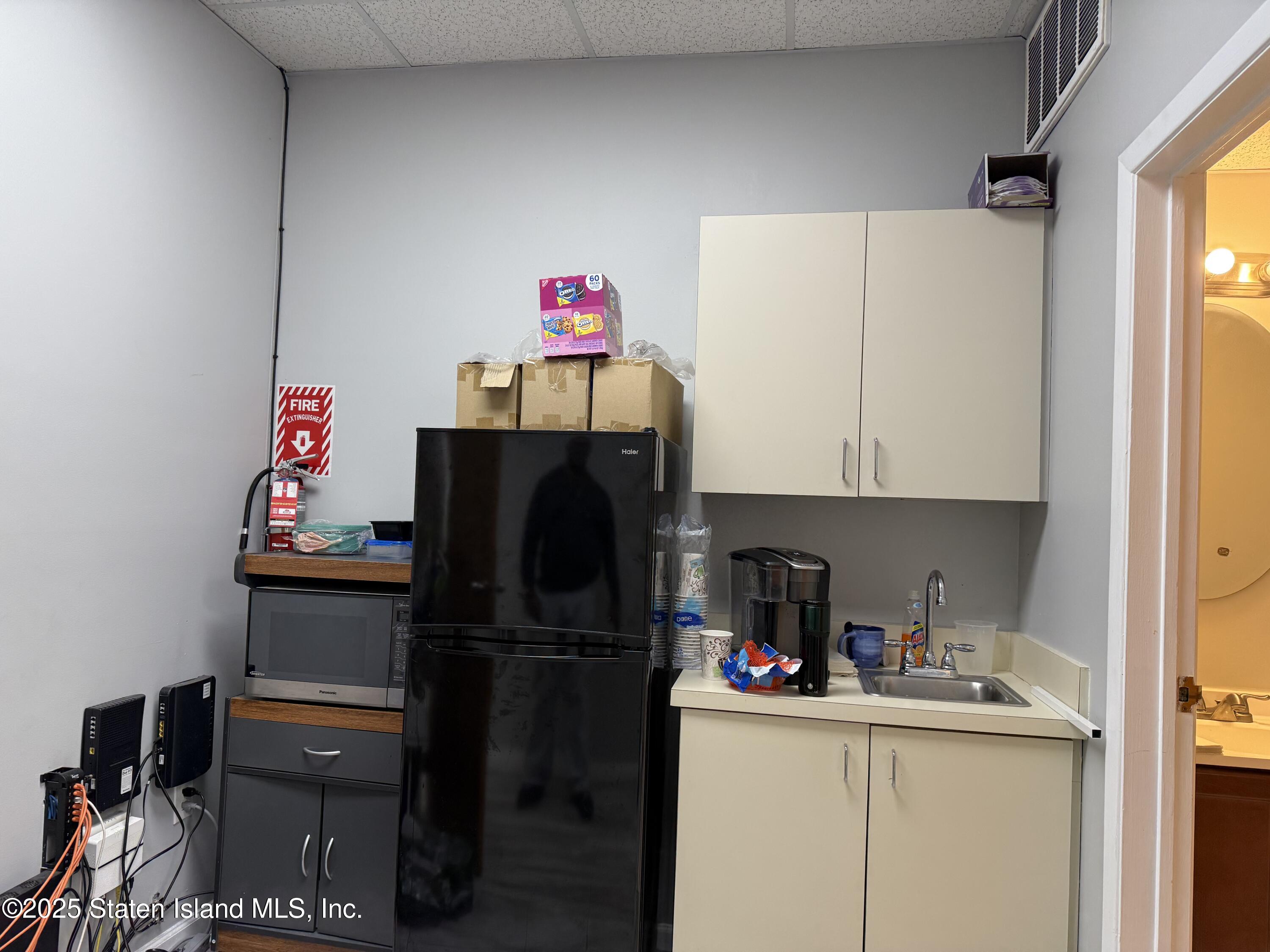2015 Forest Avenue C4, Staten Island, NY, 10303 image 9