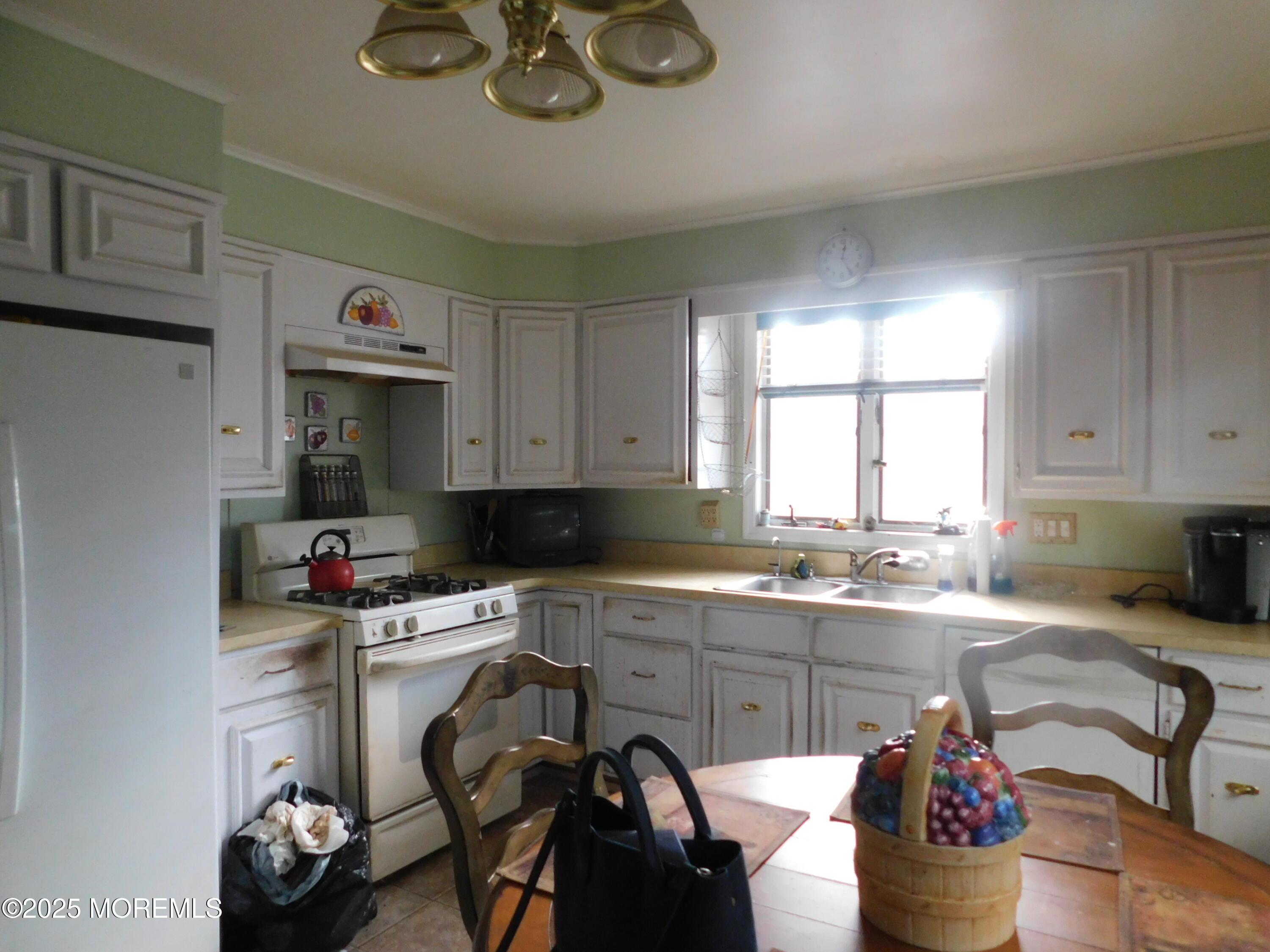595 Kingfisher Circle, Brick, NJ, 08723 image 7