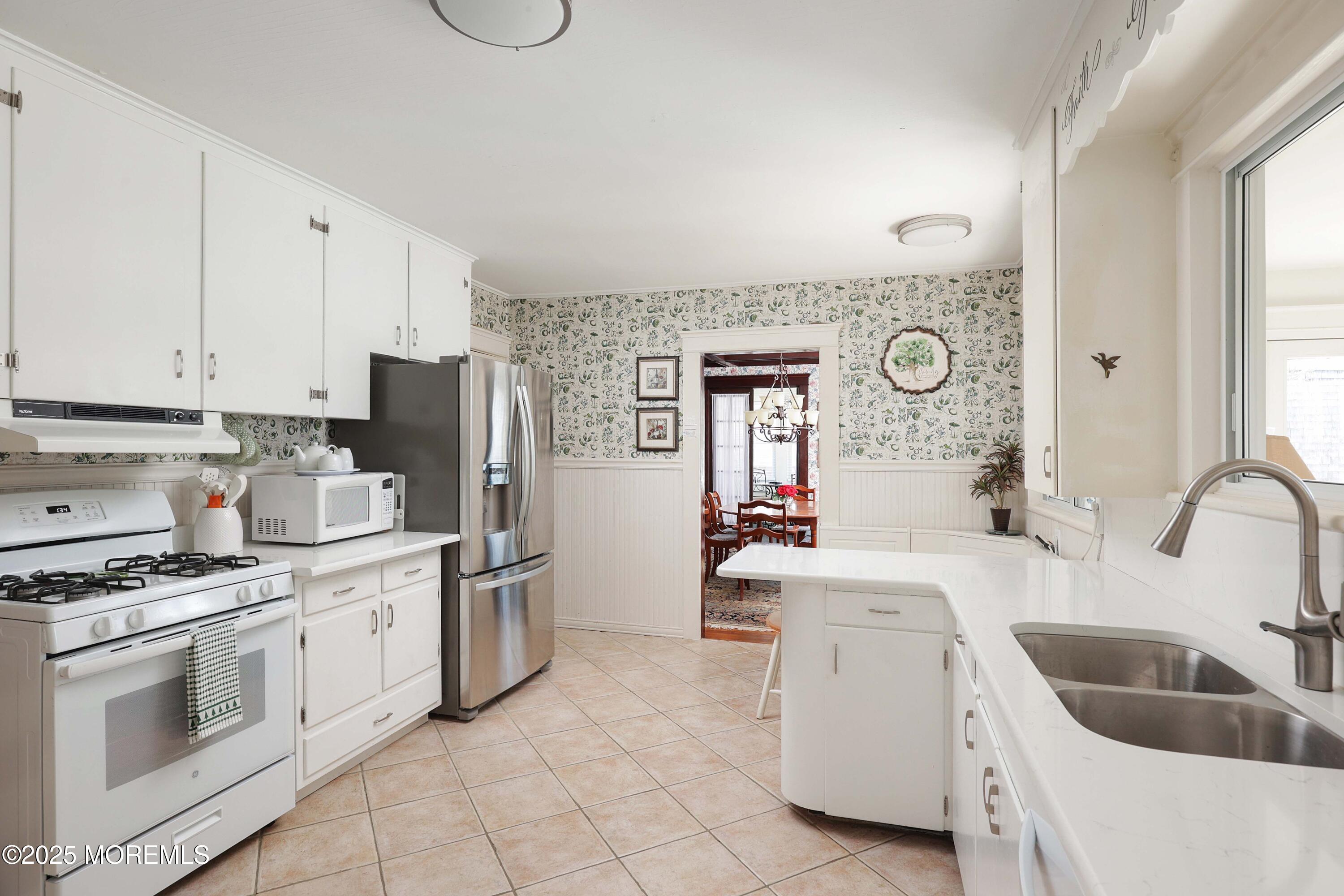 630 Main Avenue, Bay Head, NJ, 08742 image 12