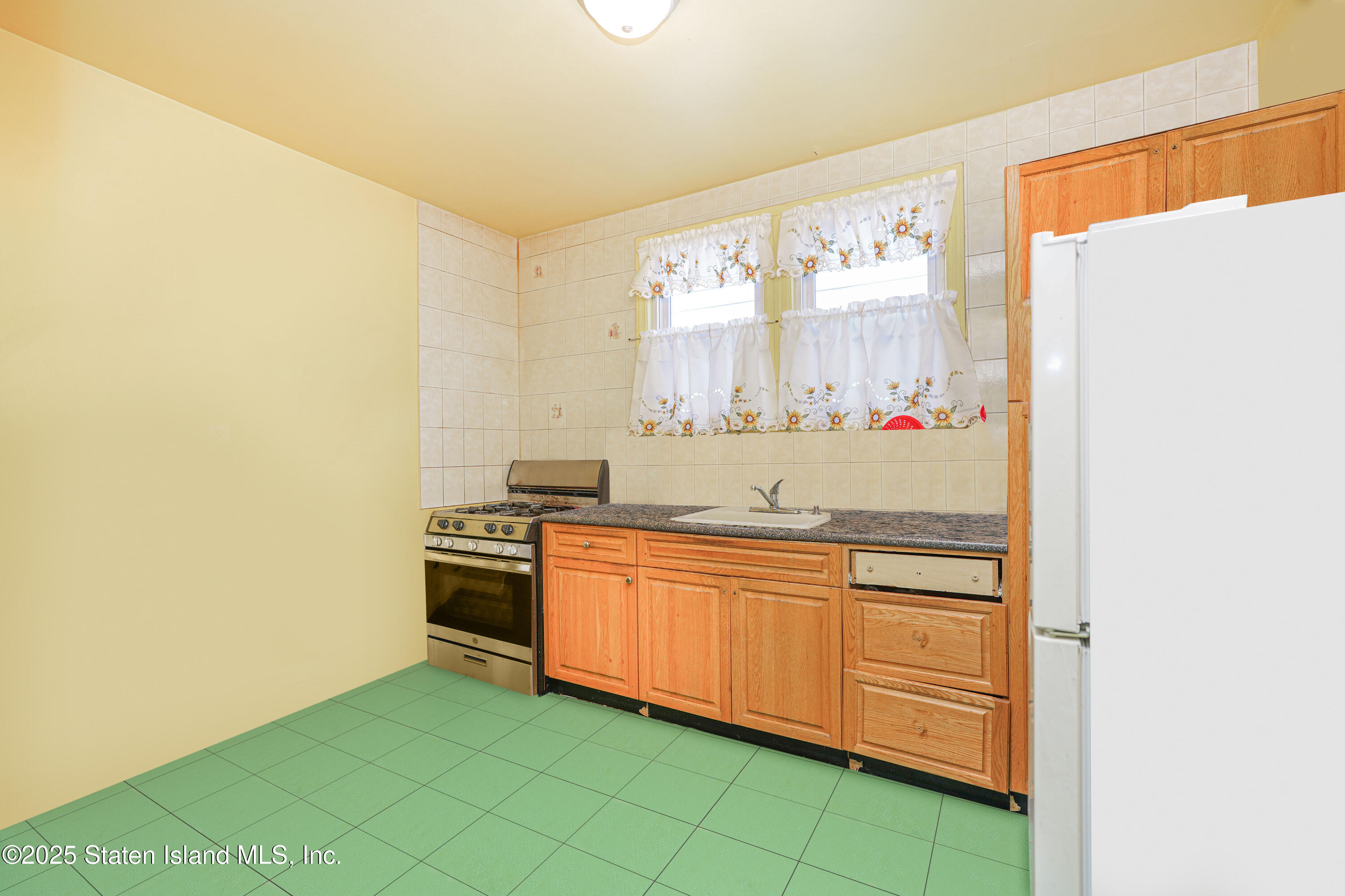 1633 E 56th Street, Brooklyn, NY, 11234 image 8