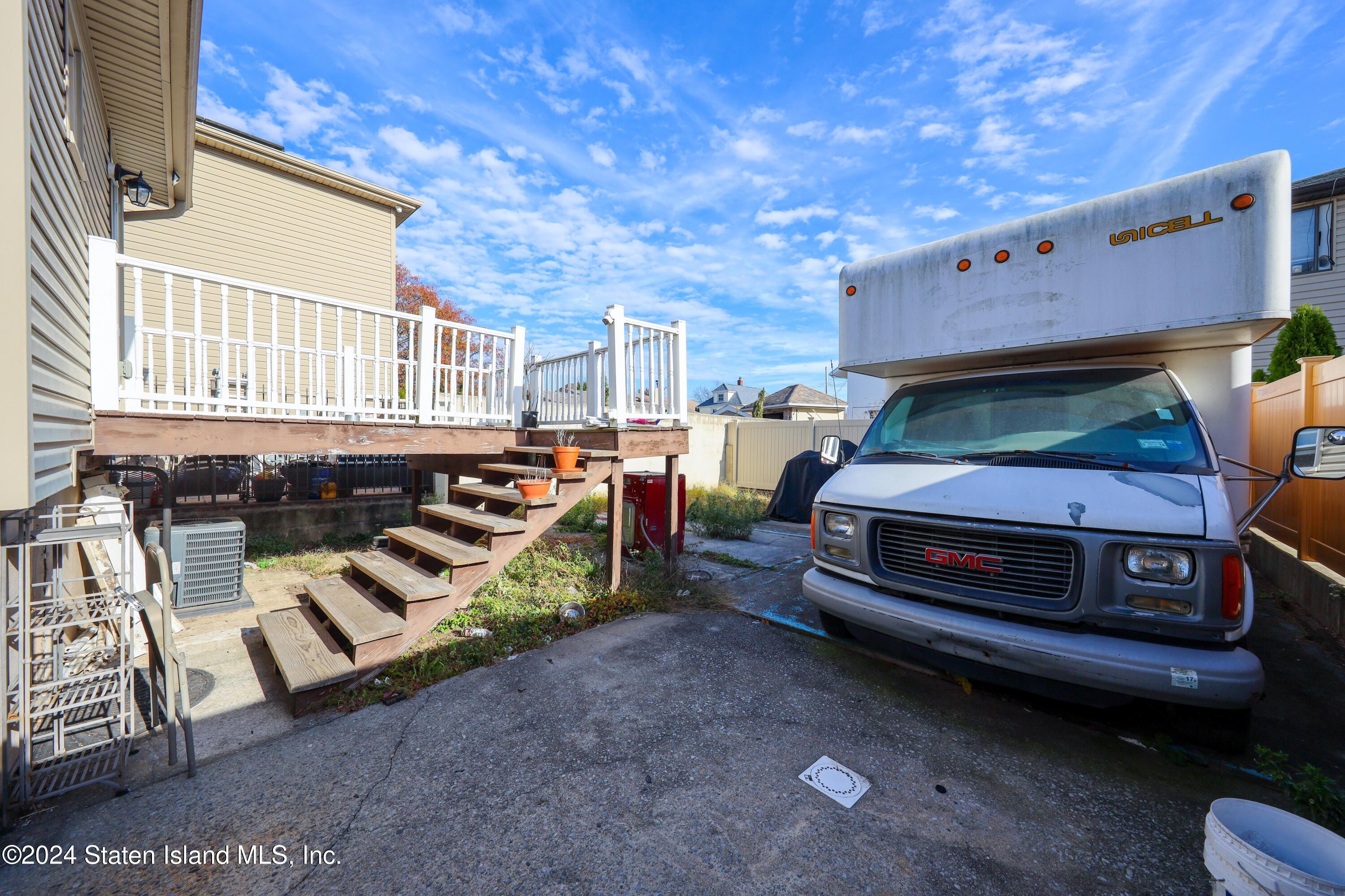 230 Weed Avenue, Staten Island, NY, 10306