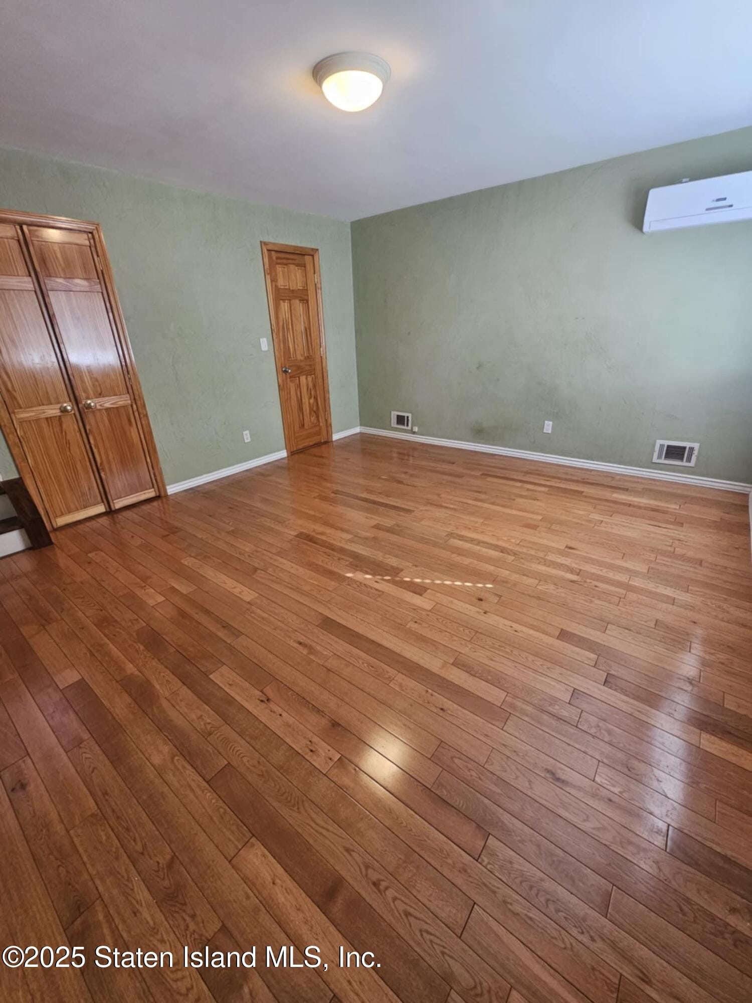 58 Selvin Loop, Staten Island, NY, 10303 image 13