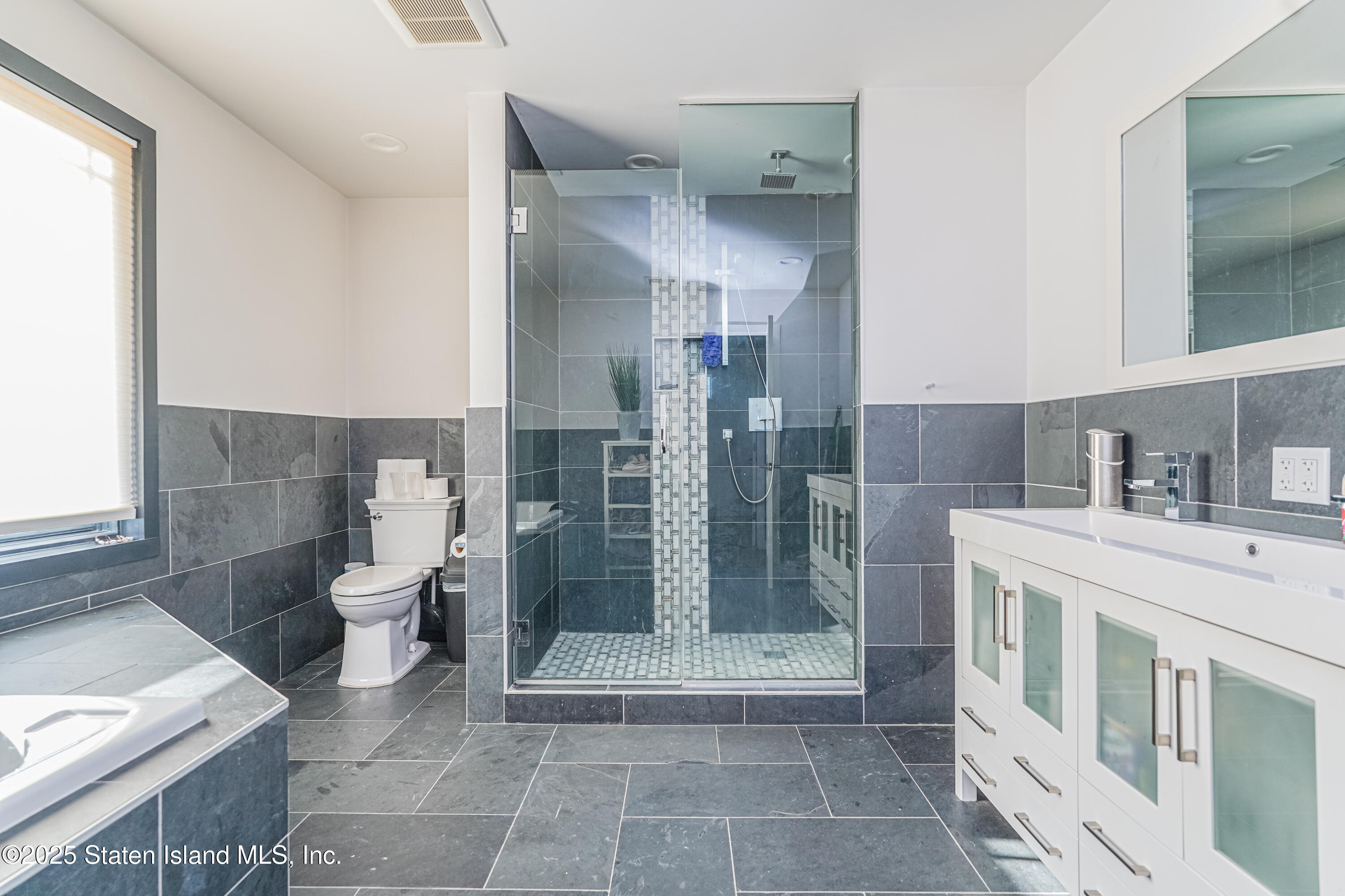 707 Hylan Boulevard, Staten Island, NY, 10305 image 31