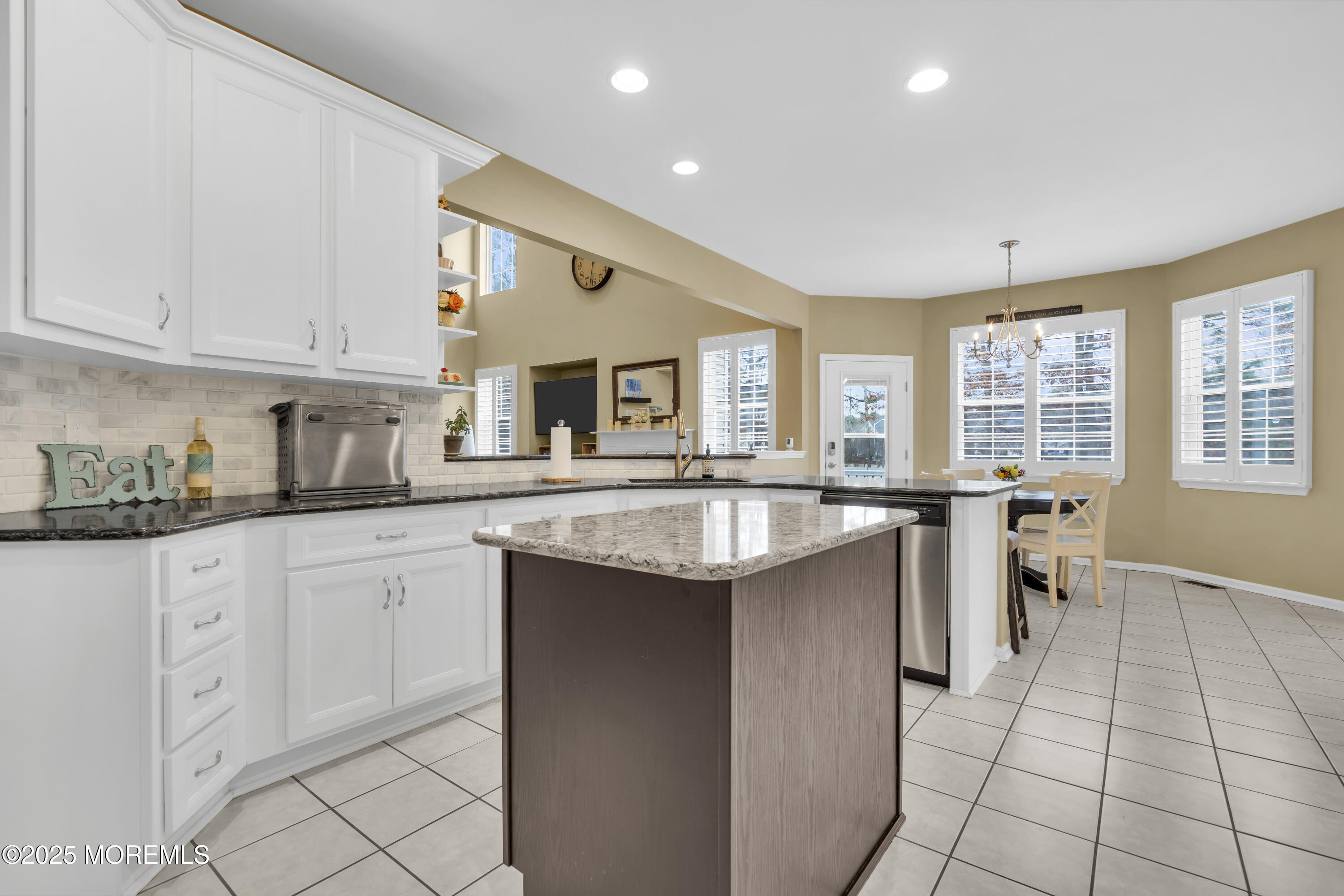 31 Stonehenge Court, Jackson, NJ, 08527 image 22