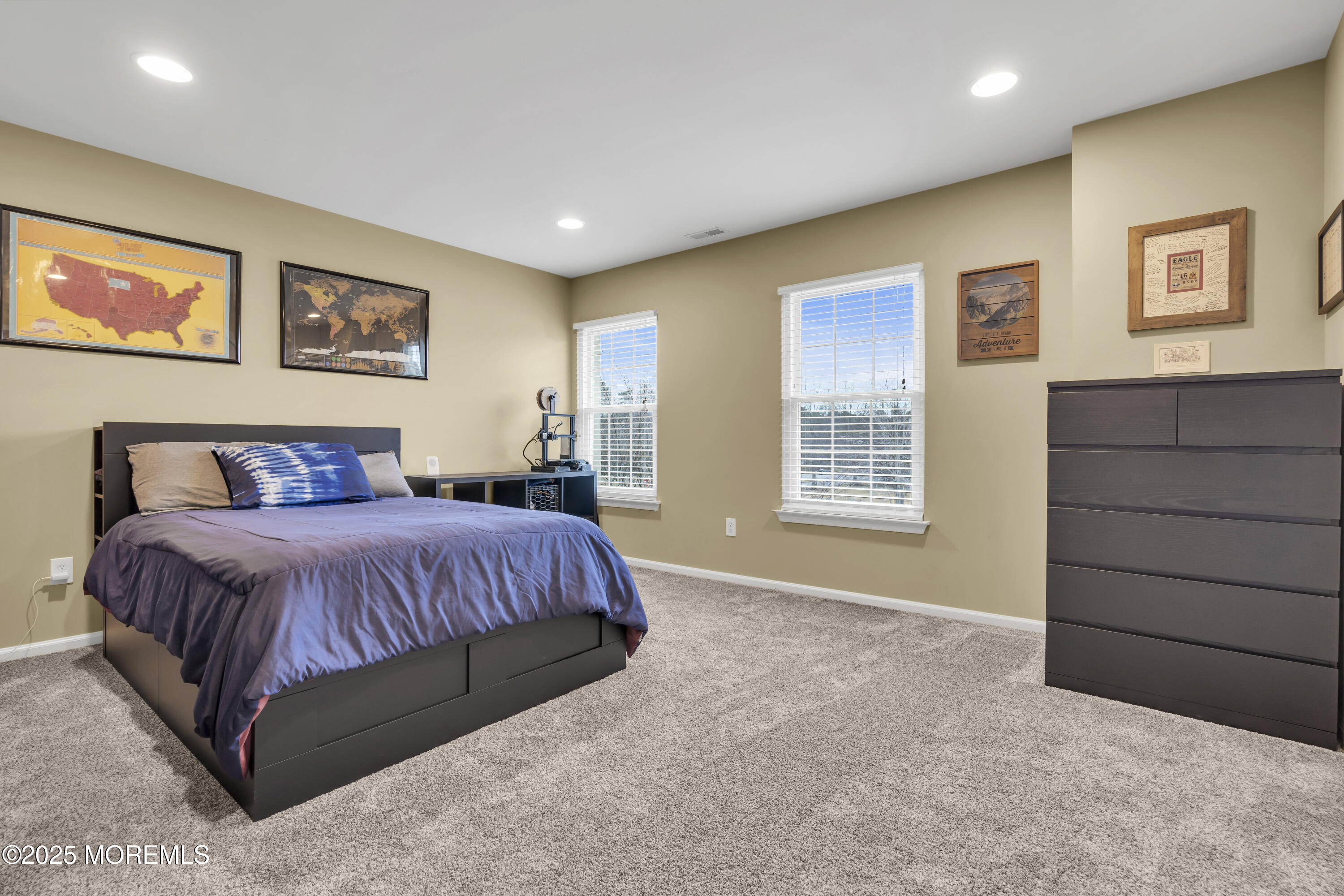 31 Stonehenge Court, Jackson, NJ, 08527 image 54