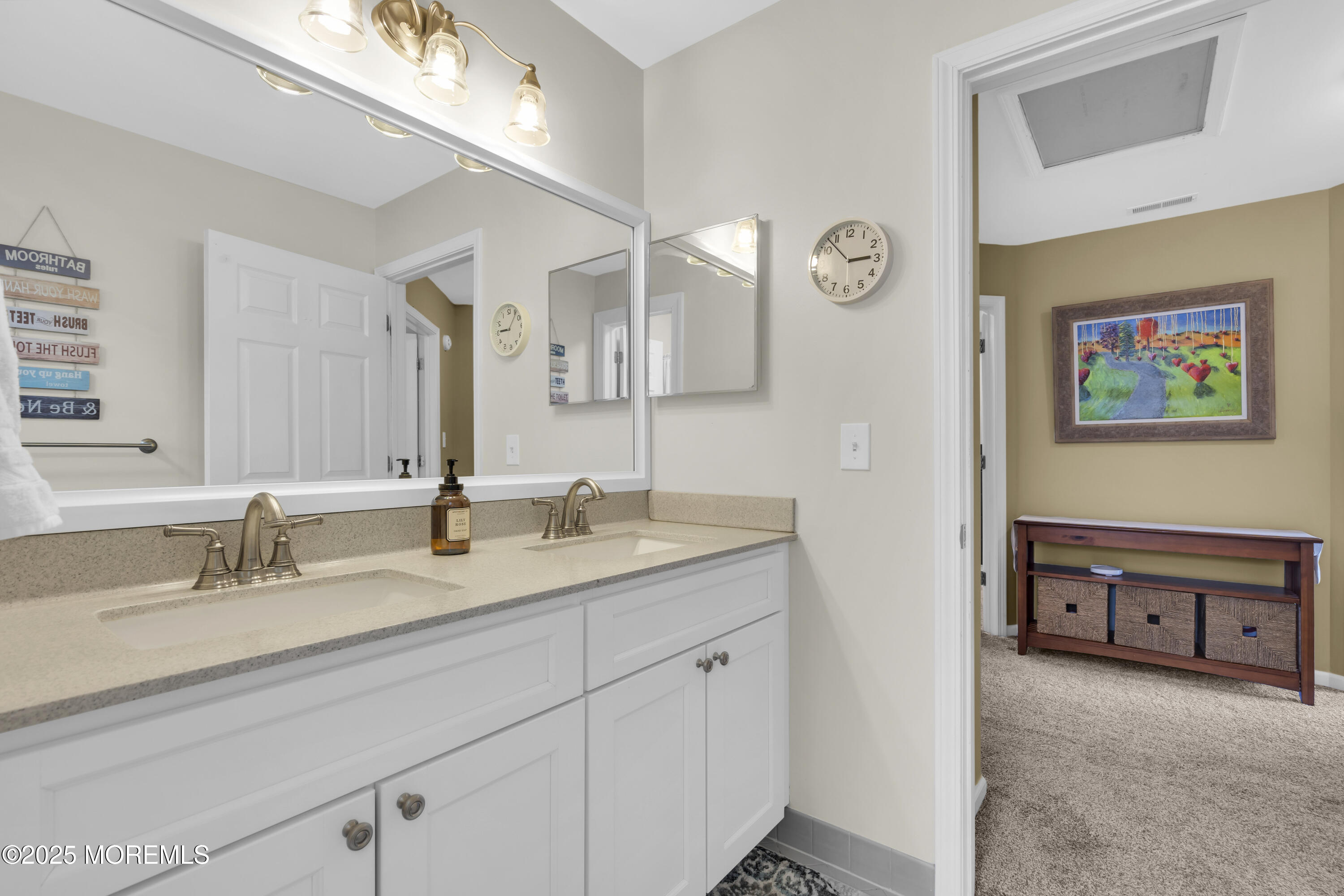 31 Stonehenge Court, Jackson, NJ, 08527 image 58