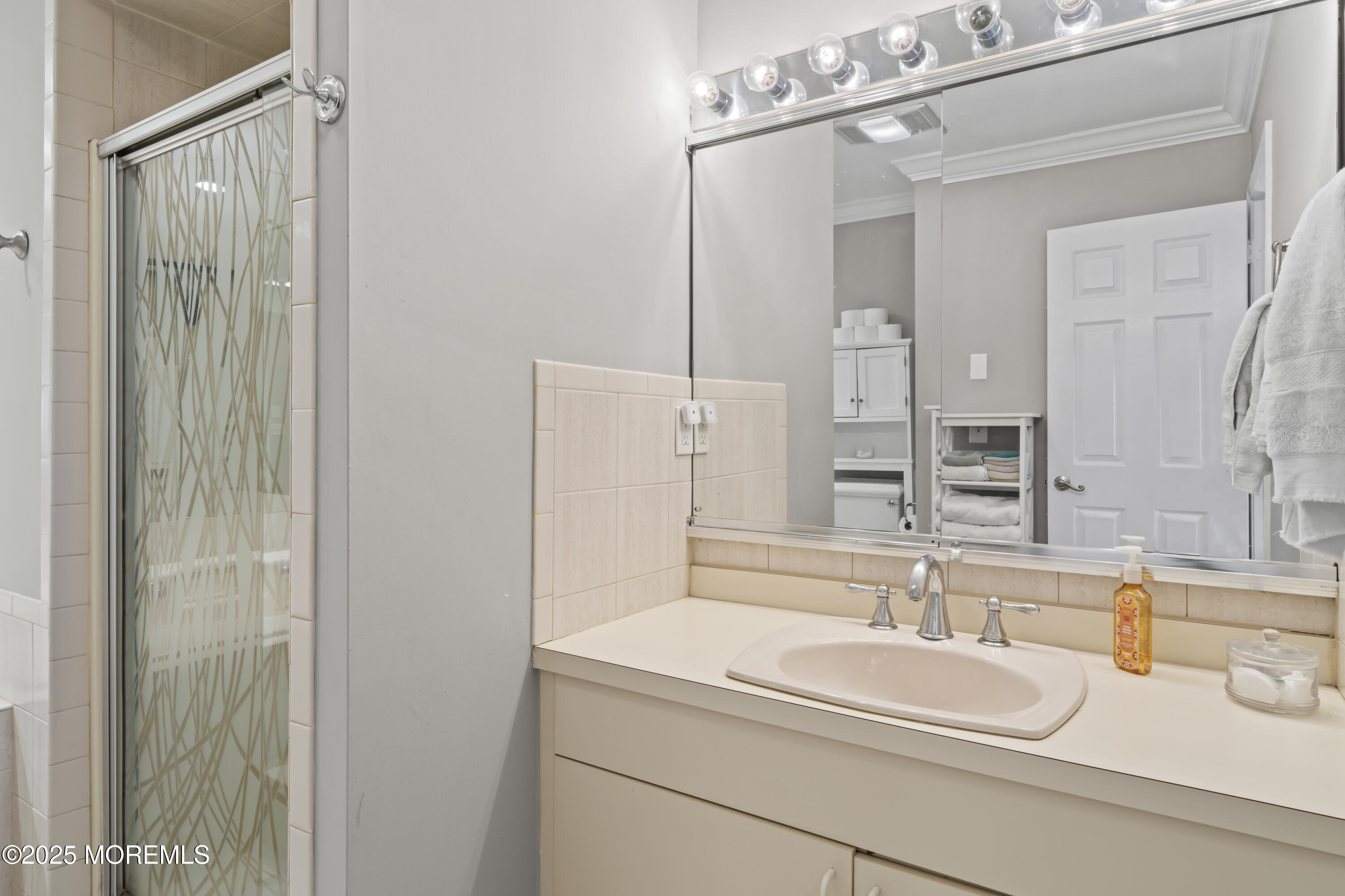 52 Ambassador Drive, Red Bank, NJ, 07701 image 25