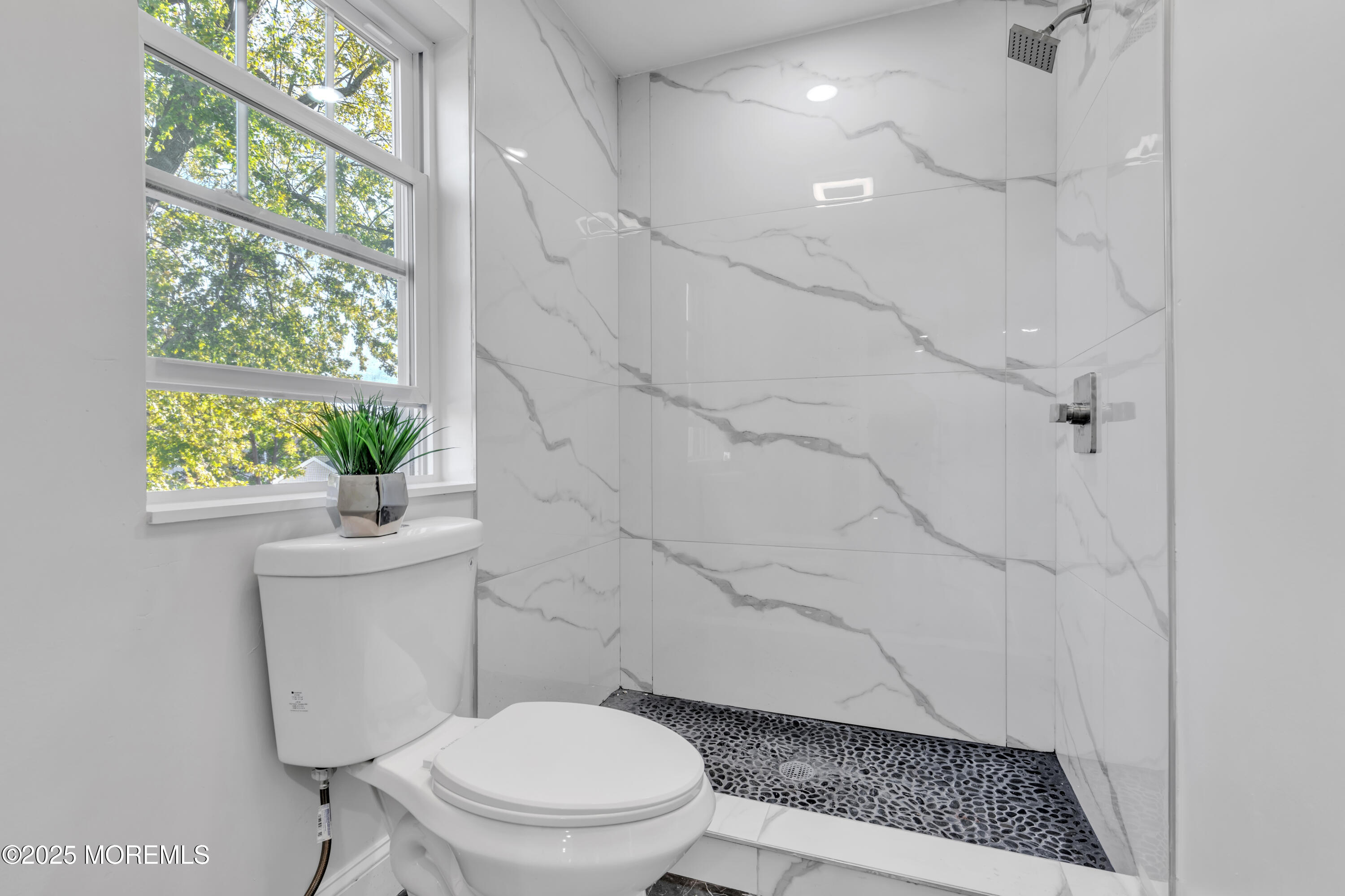 24 Albert Street, Red Bank, NJ, 07701 image 19