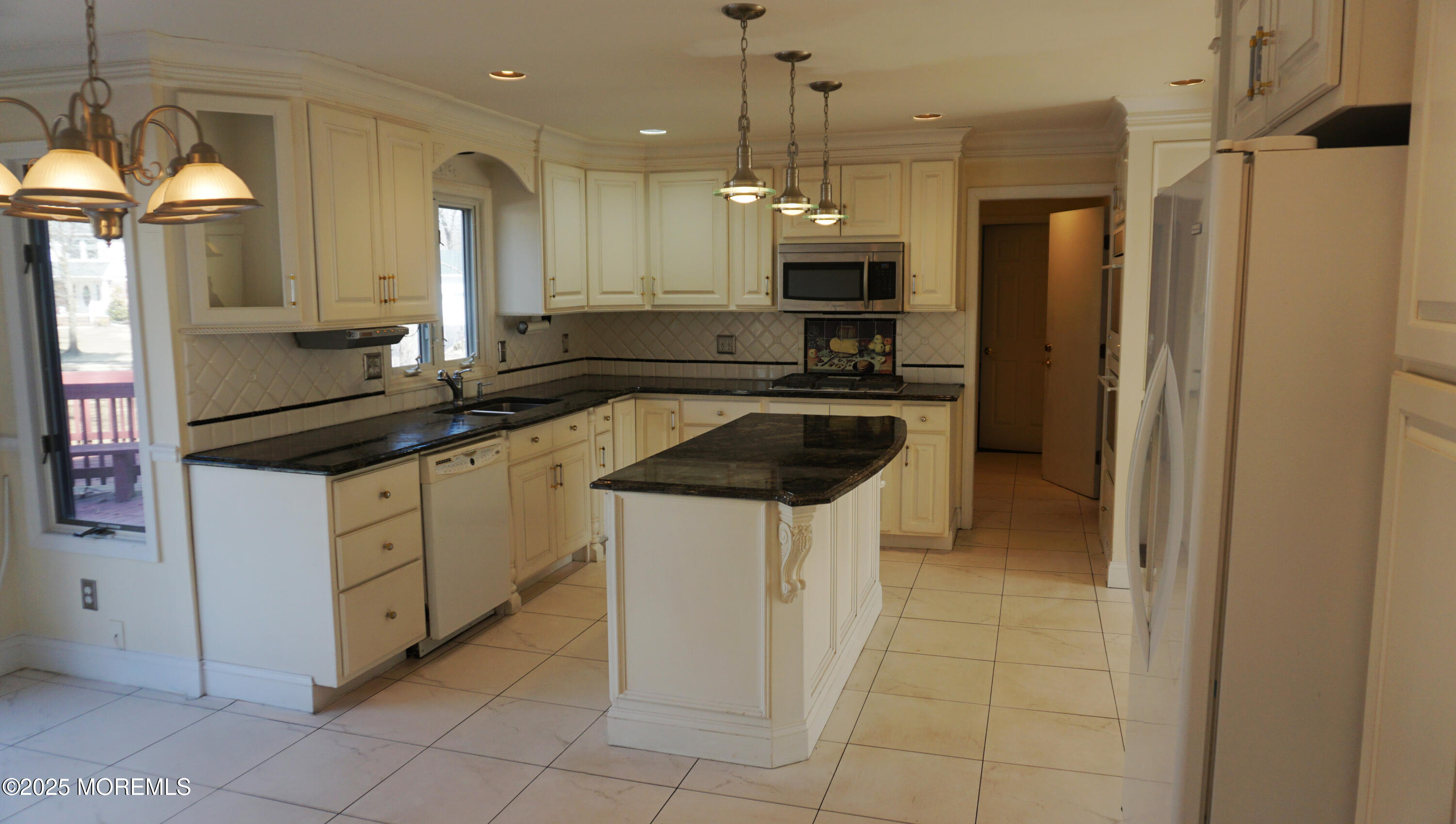 1 Richard Court, Manalapan, NJ, 07726 image 7