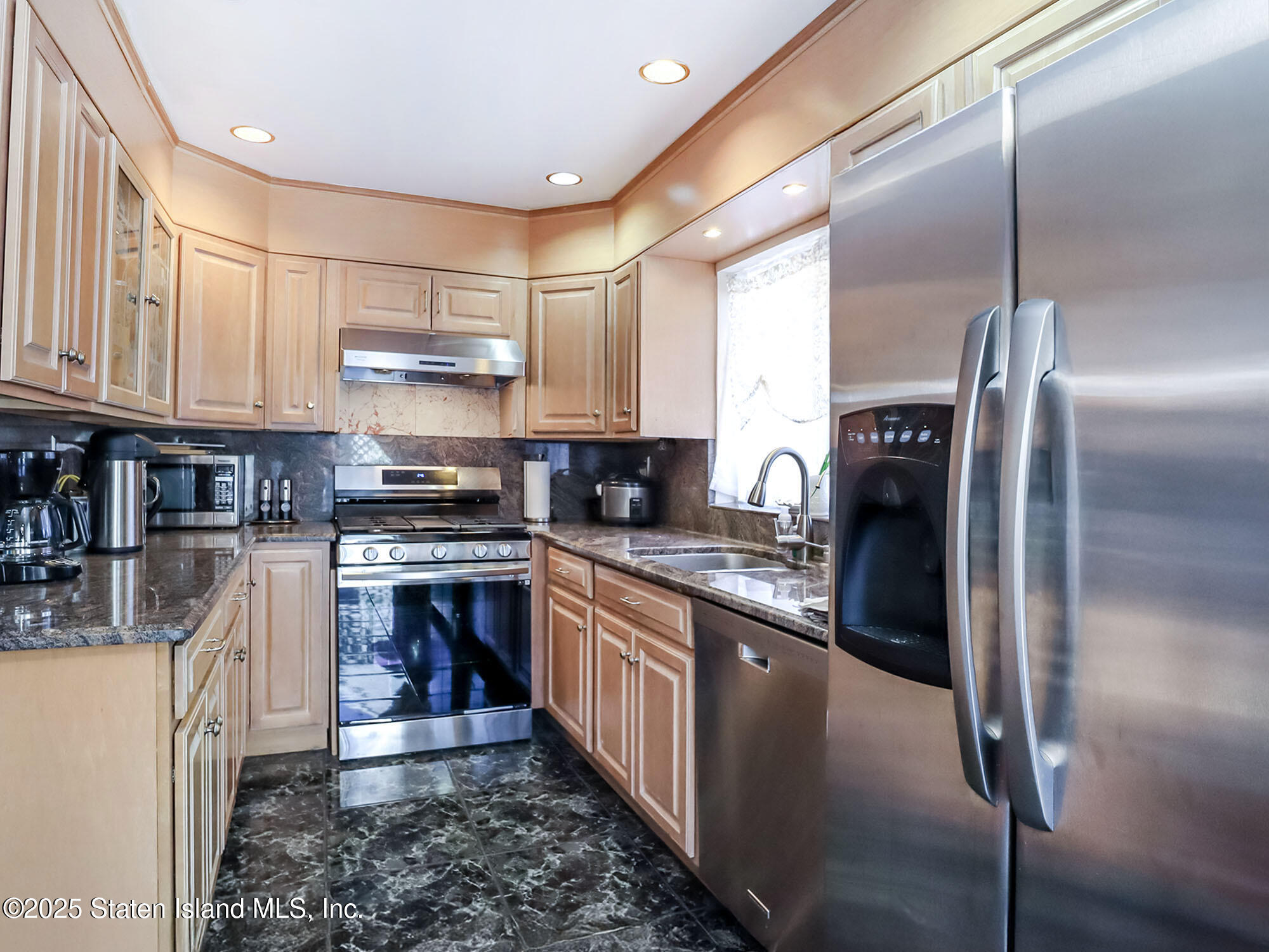 45 Fairlawn Loop, Staten Island, NY, 10308 image 8