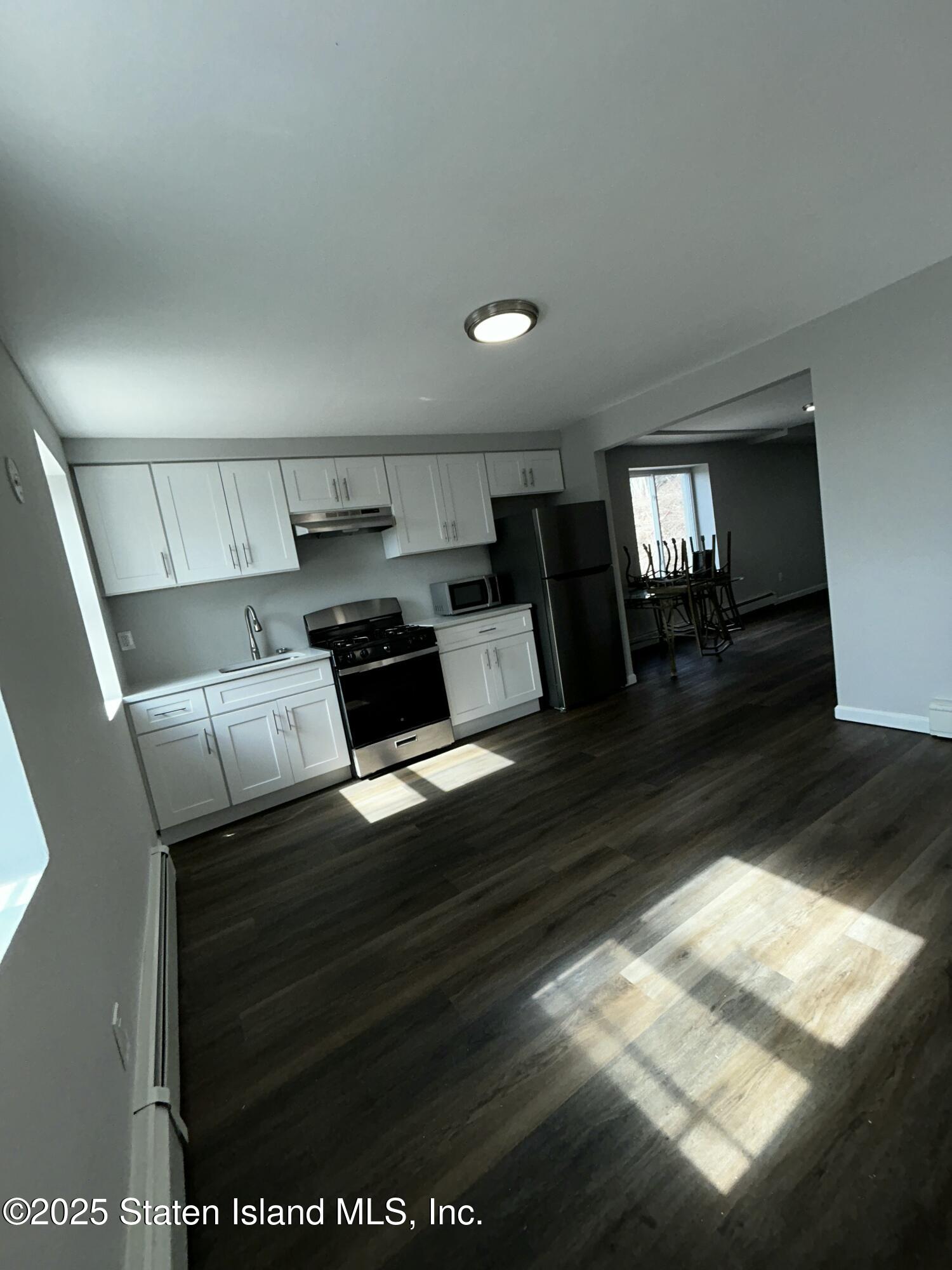493 Van Duzer Image 5