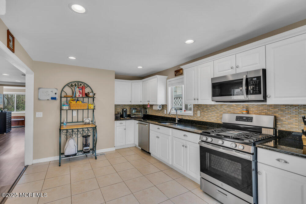 108 Maple Place, Keyport, NJ, 07735 image 11