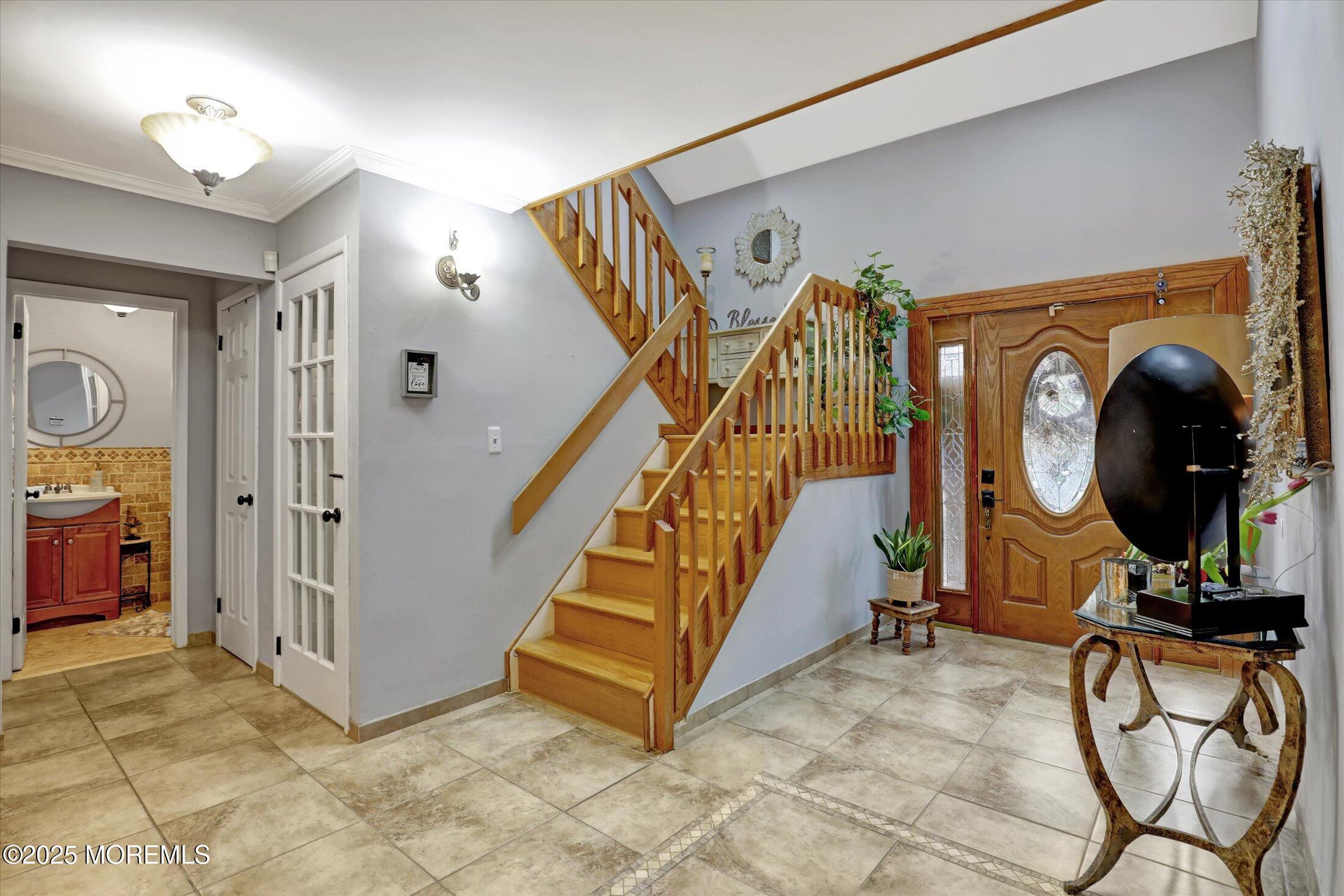 22 Cloverleaf Drive Image 4