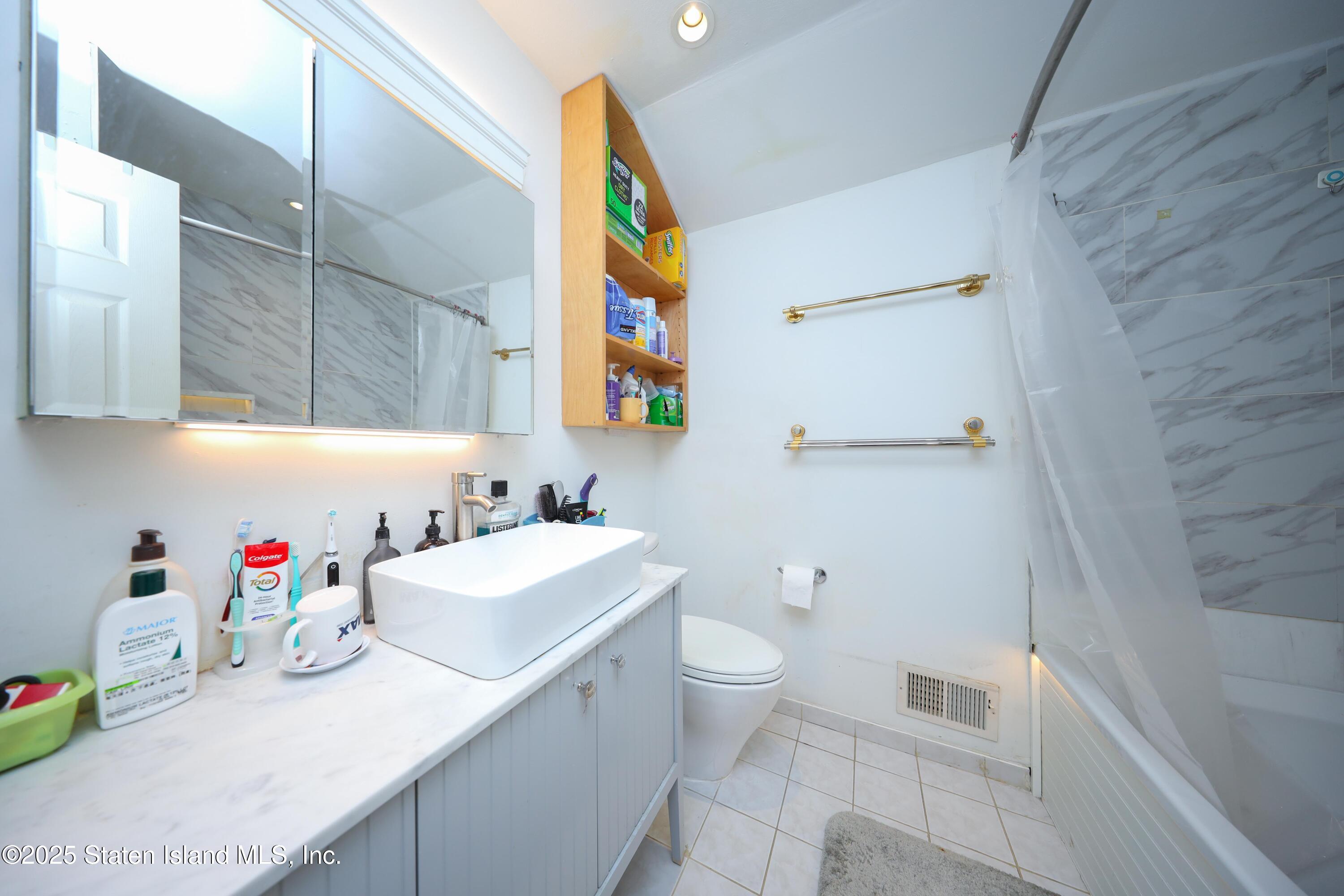 68 Hope Lane, Staten Island, NY, 10305 image 15