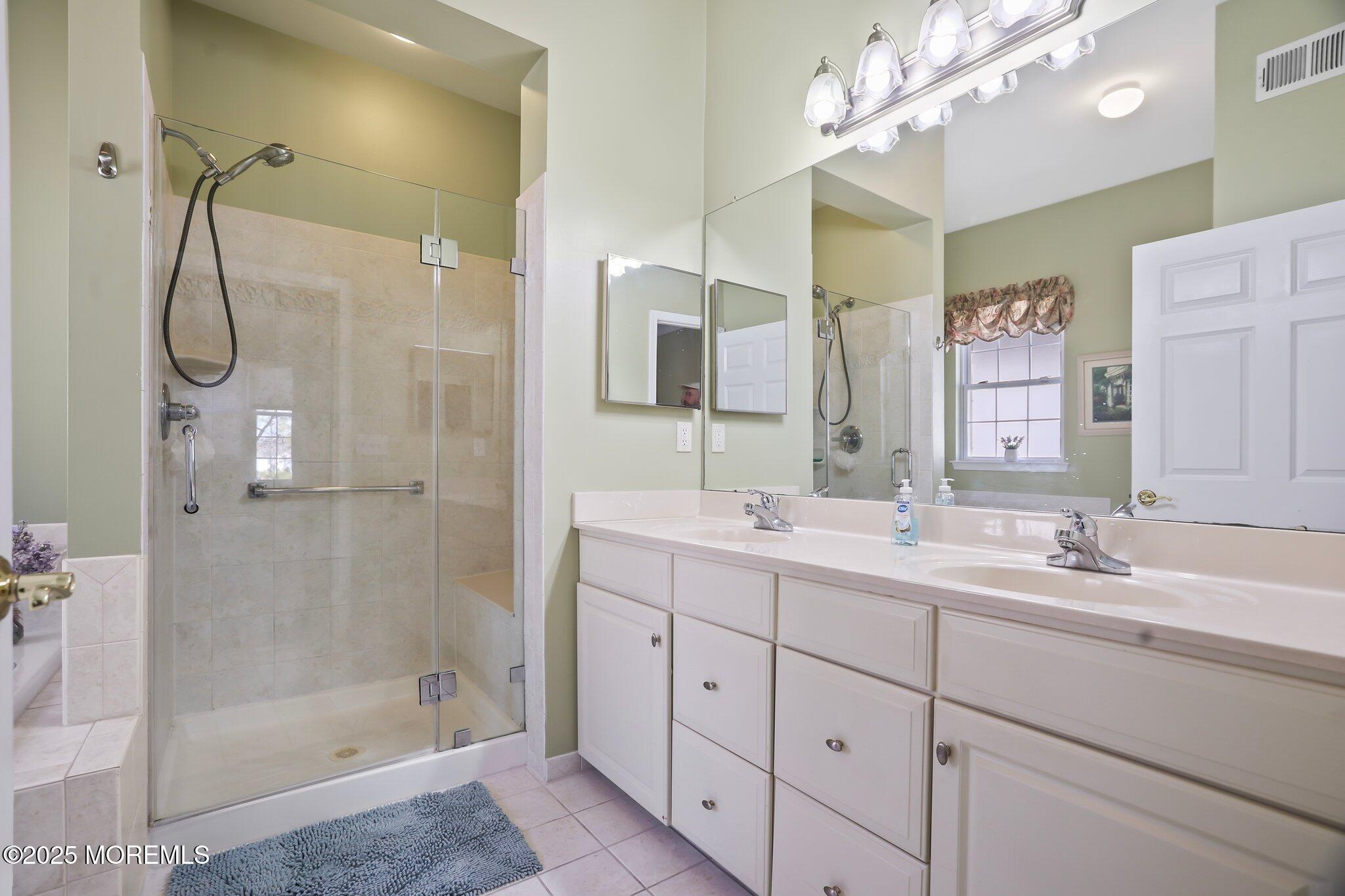 28 Inverness Lane, Jackson, NJ, 08527 image 16
