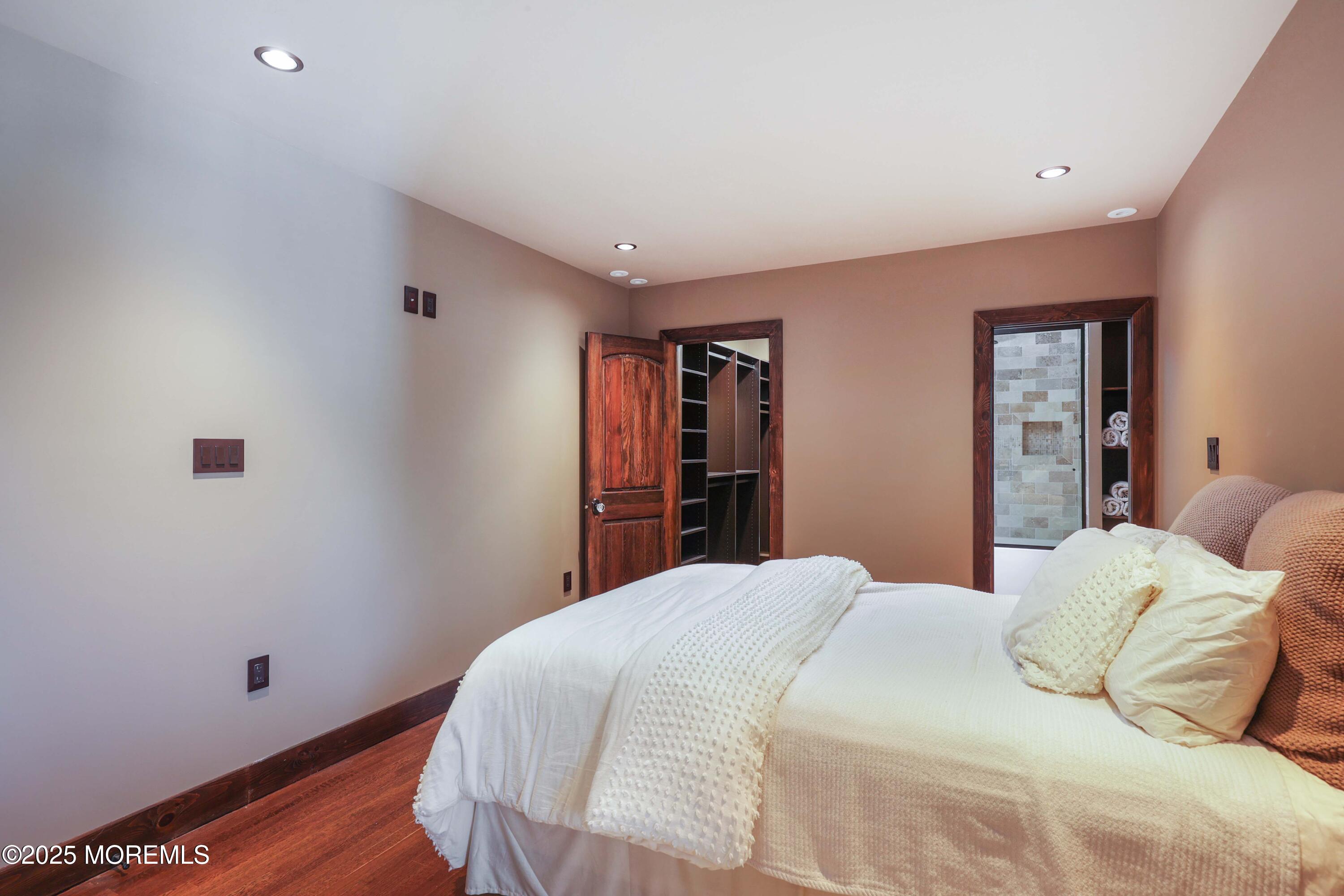 553 Conover Avenue, Red Bank, NJ, 07701 image 25