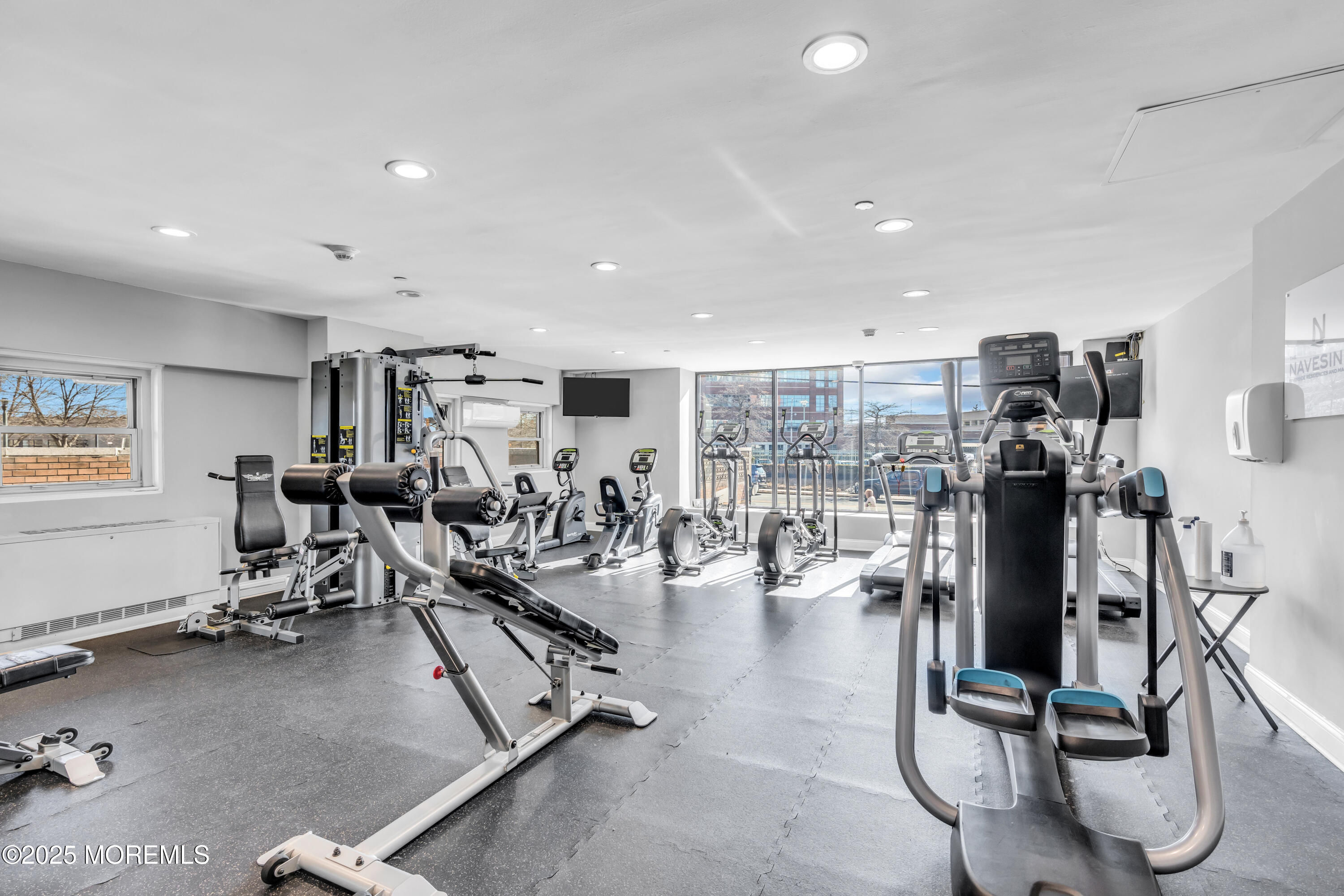 28 Riverside Avenue 8J, Red Bank, NJ, 07701 image 25