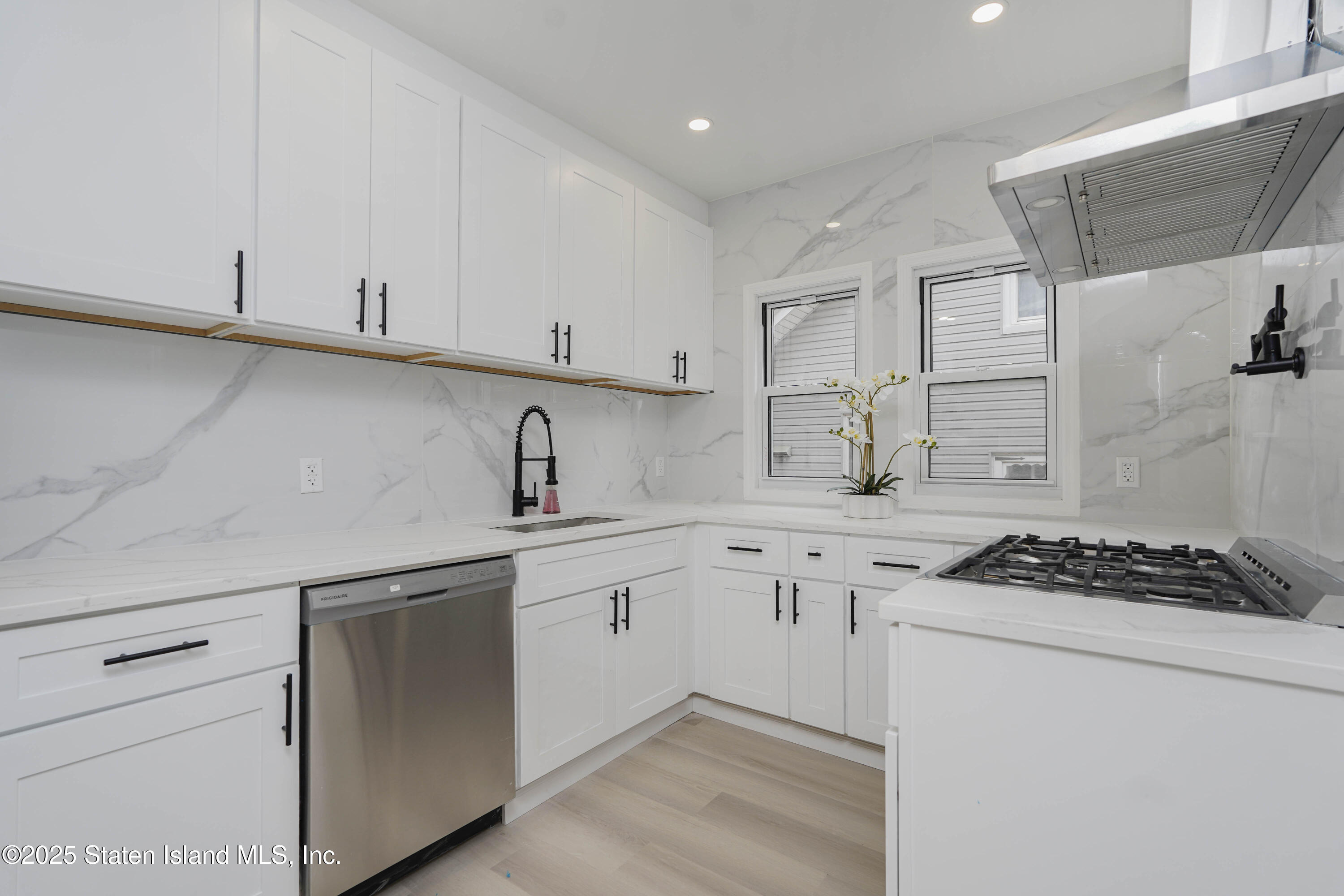23 Bancroft Avenue, Staten Island, NY, 10306 image 28