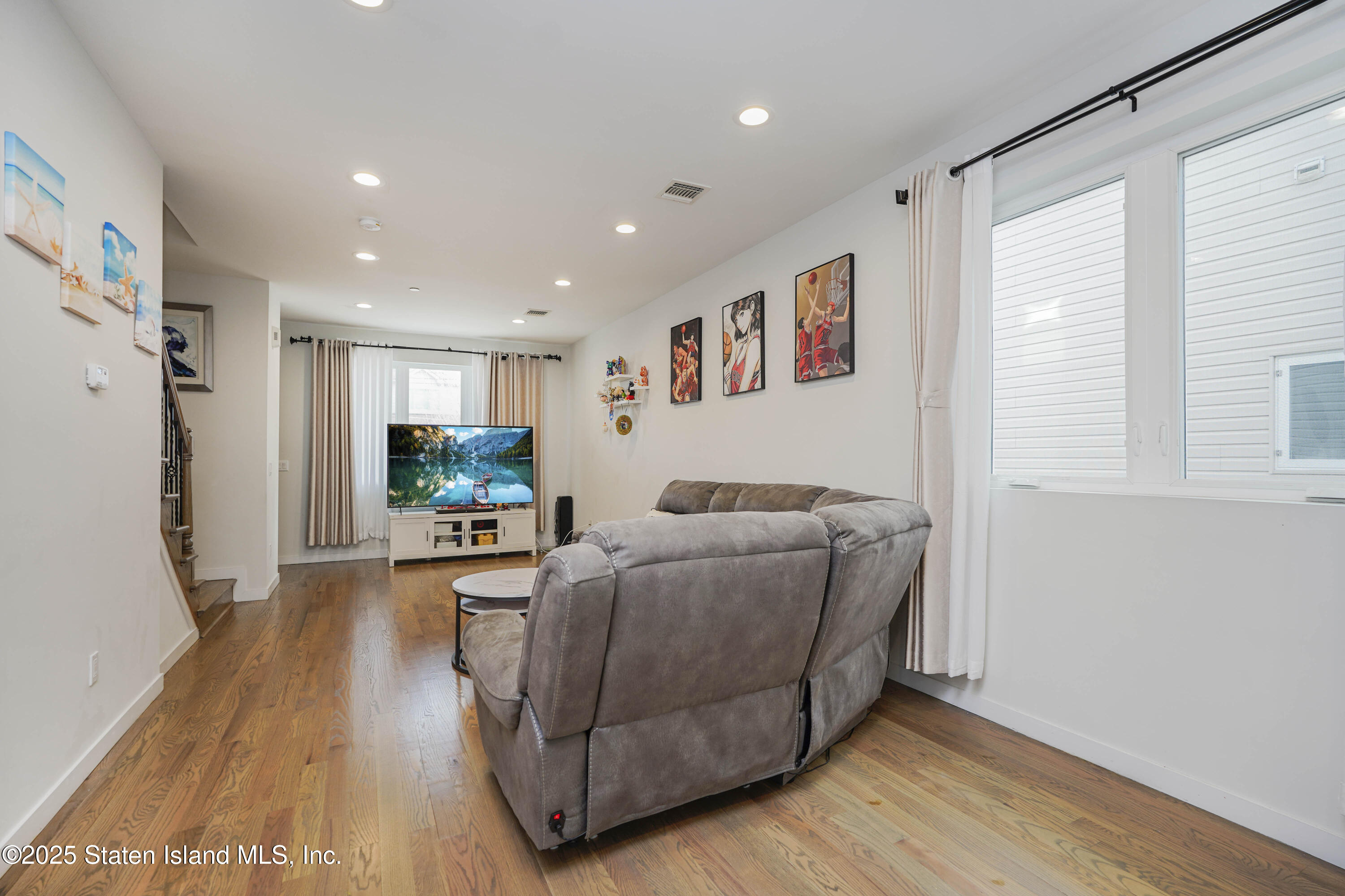 94 Glover Street, Staten Island, NY, 10308 image 8