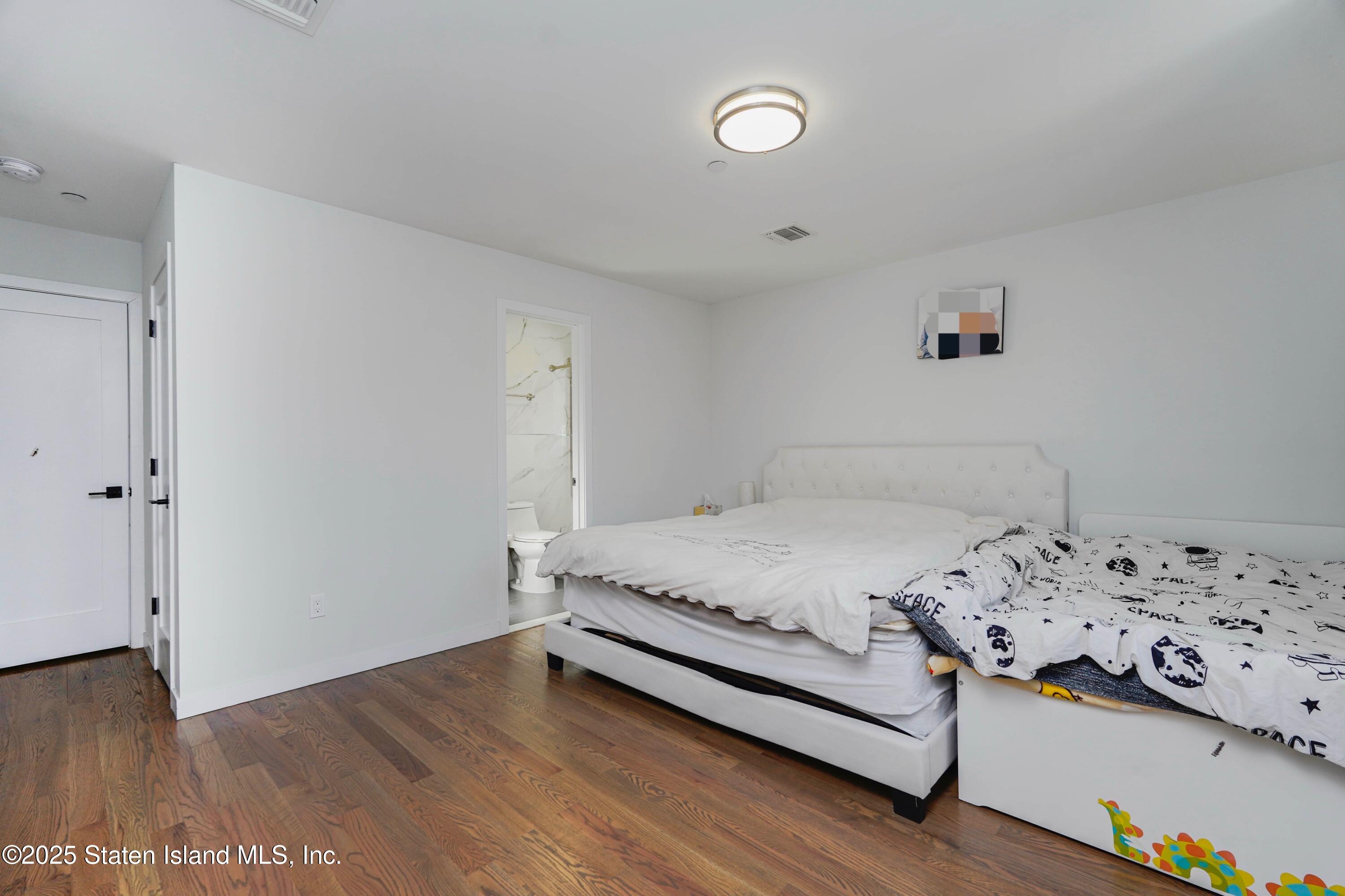 94 Glover Street, Staten Island, NY, 10308 image 11