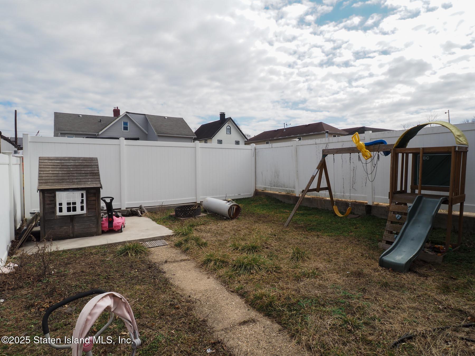 39 Post Lane, Staten Island, NY, 10303 image 22
