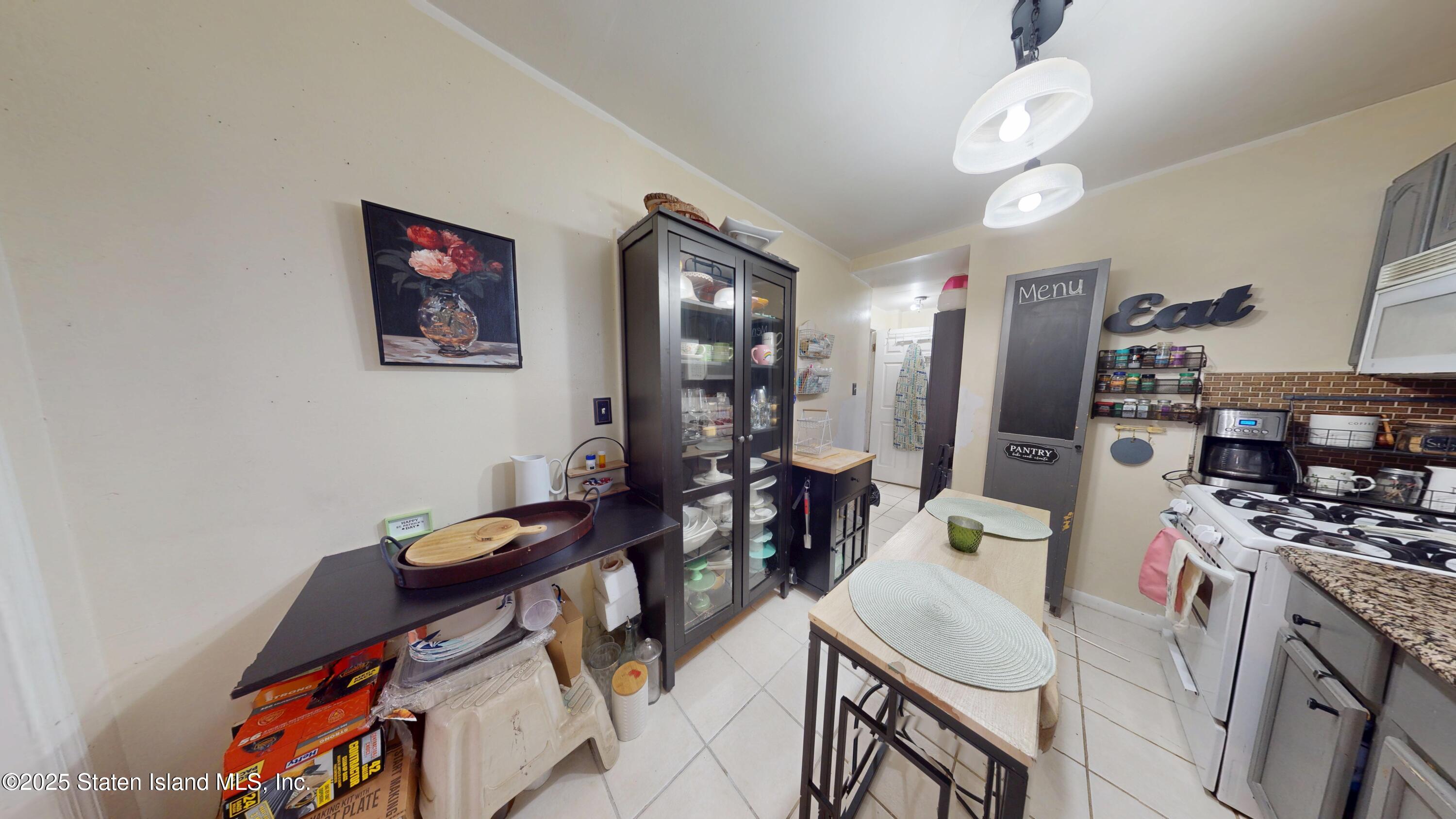 39 Post Lane, Staten Island, NY, 10303 image 10