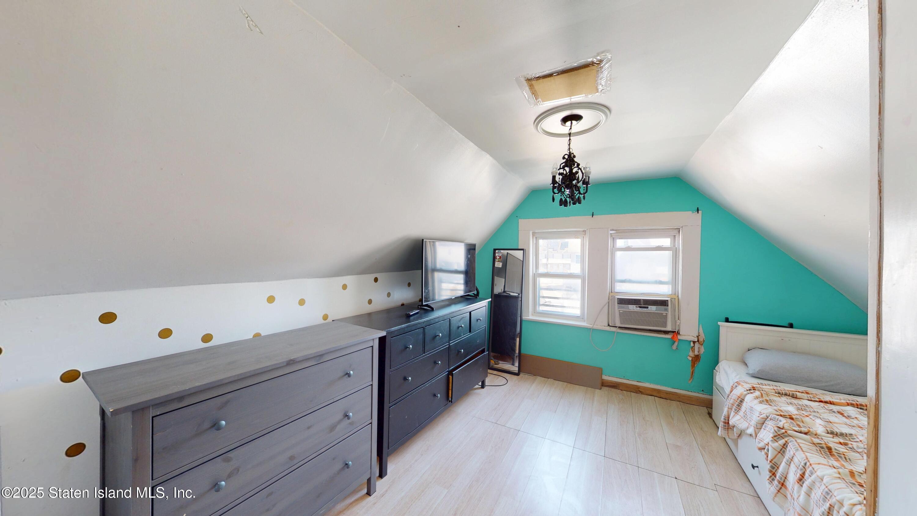 39 Post Lane, Staten Island, NY, 10303 image 18