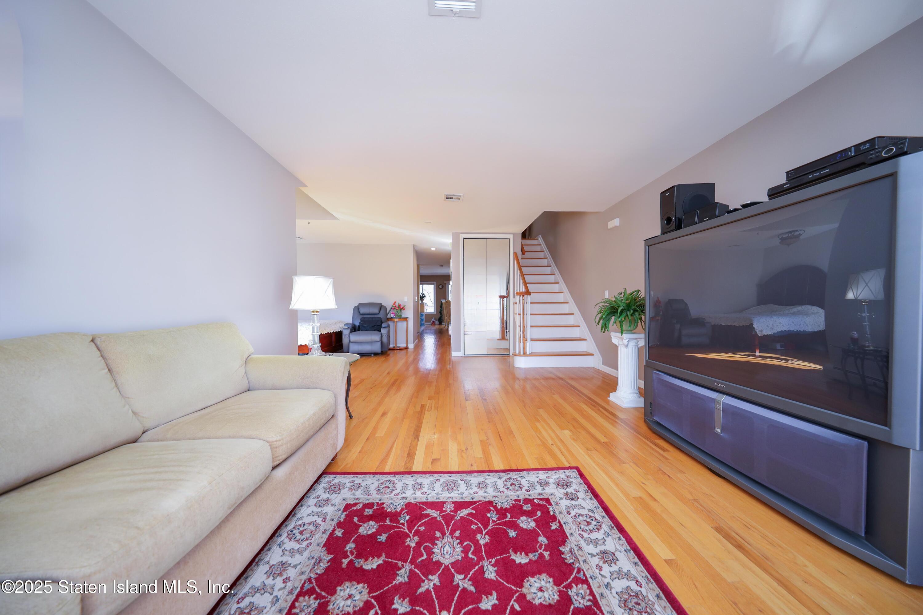 1317 Rockland Avenue, Staten Island, NY, 10314 image 6