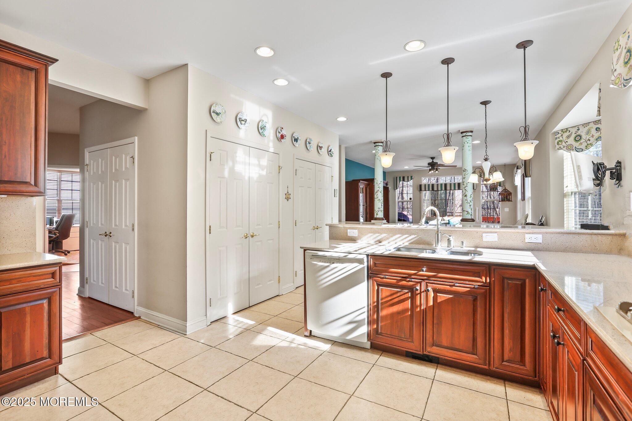 49 Wintergreen Drive, Manalapan, NJ, 07726 image 13