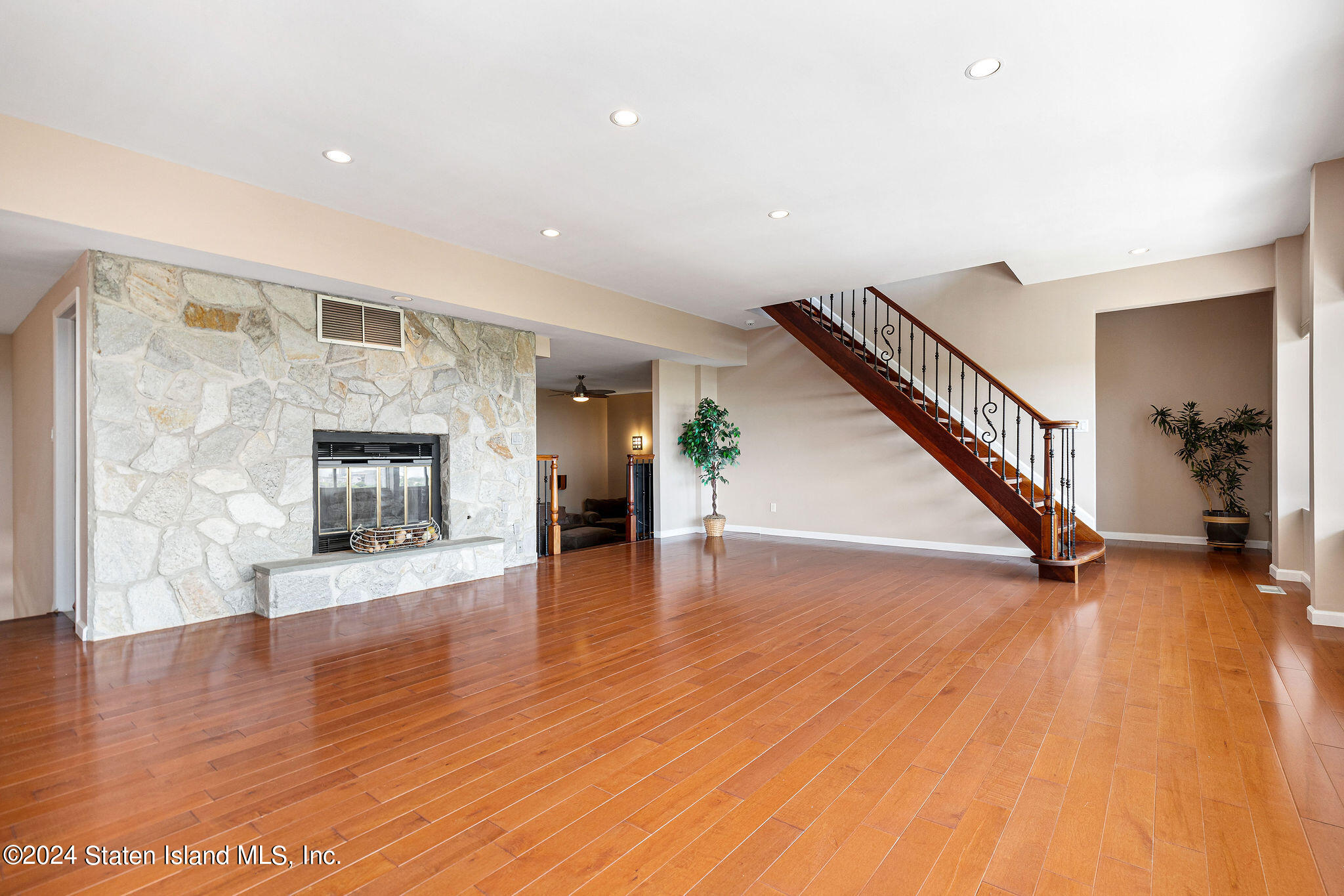 90 Flagg Place, Staten Island, NY, 10304 image 34