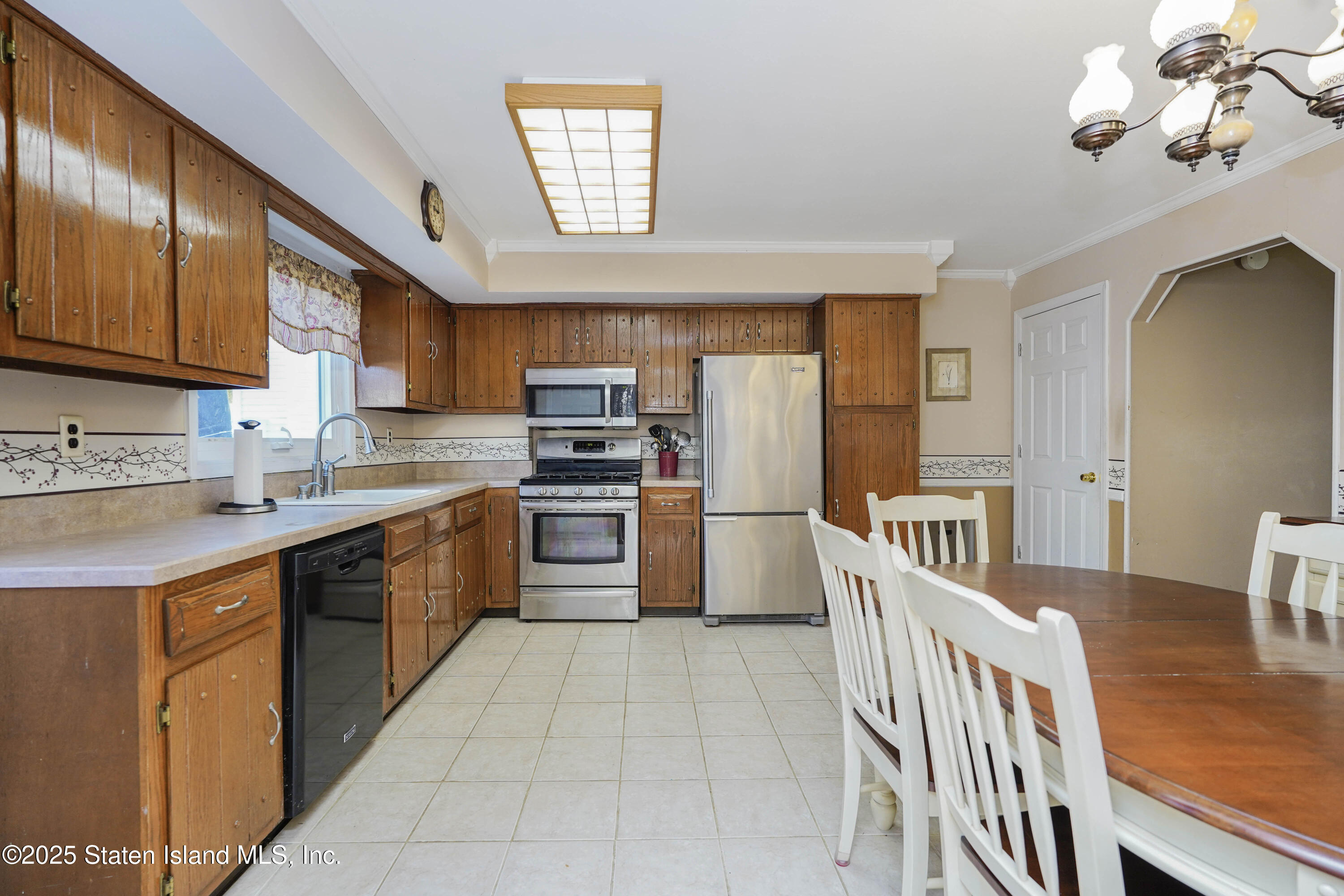 537 Ionia Avenue, Staten Island, NY, 10312 image 13