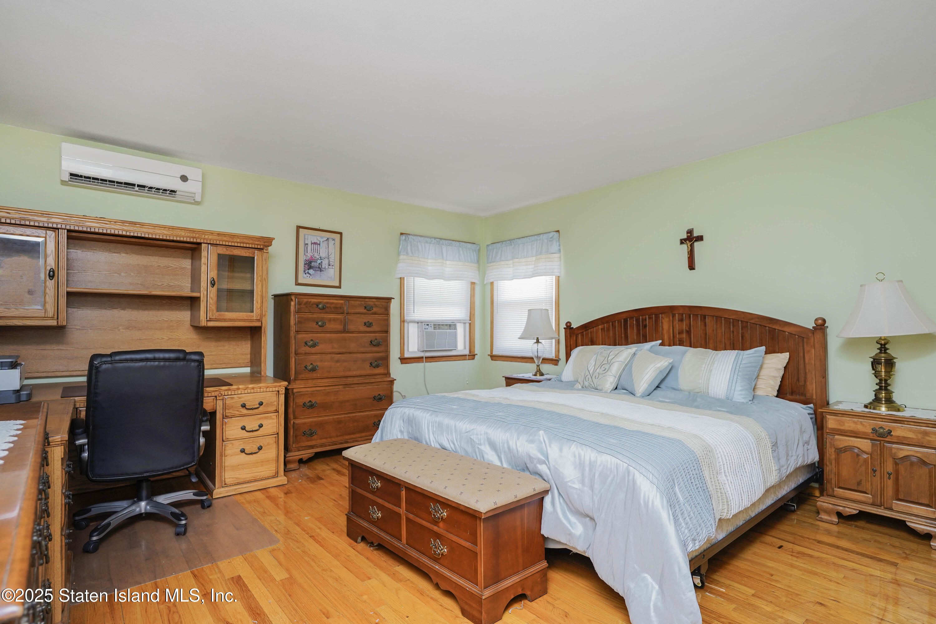 537 Ionia Avenue, Staten Island, NY, 10312 image 23