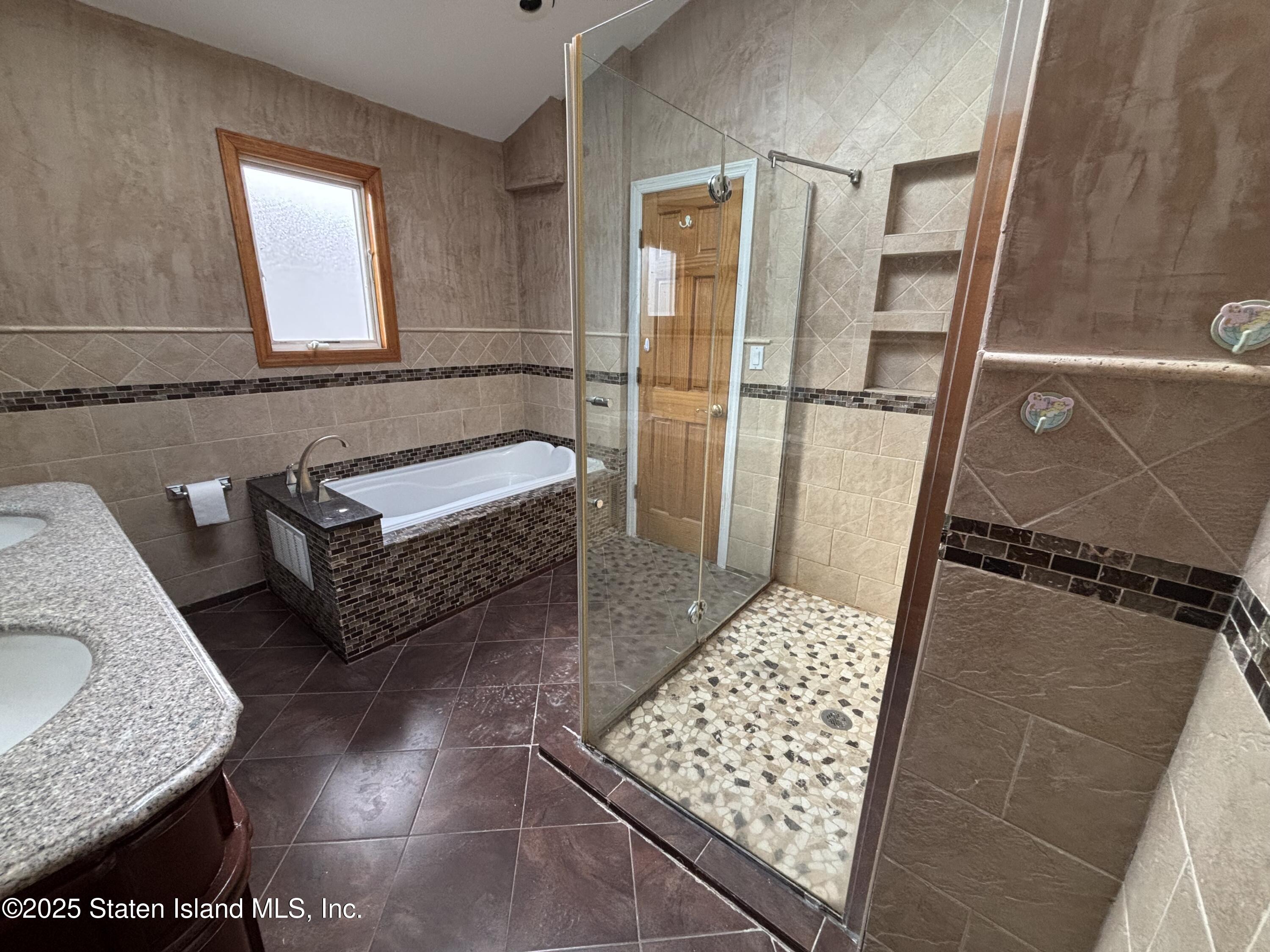 16 Cottonwood Court, Staten Island, NY, 10308 image 11