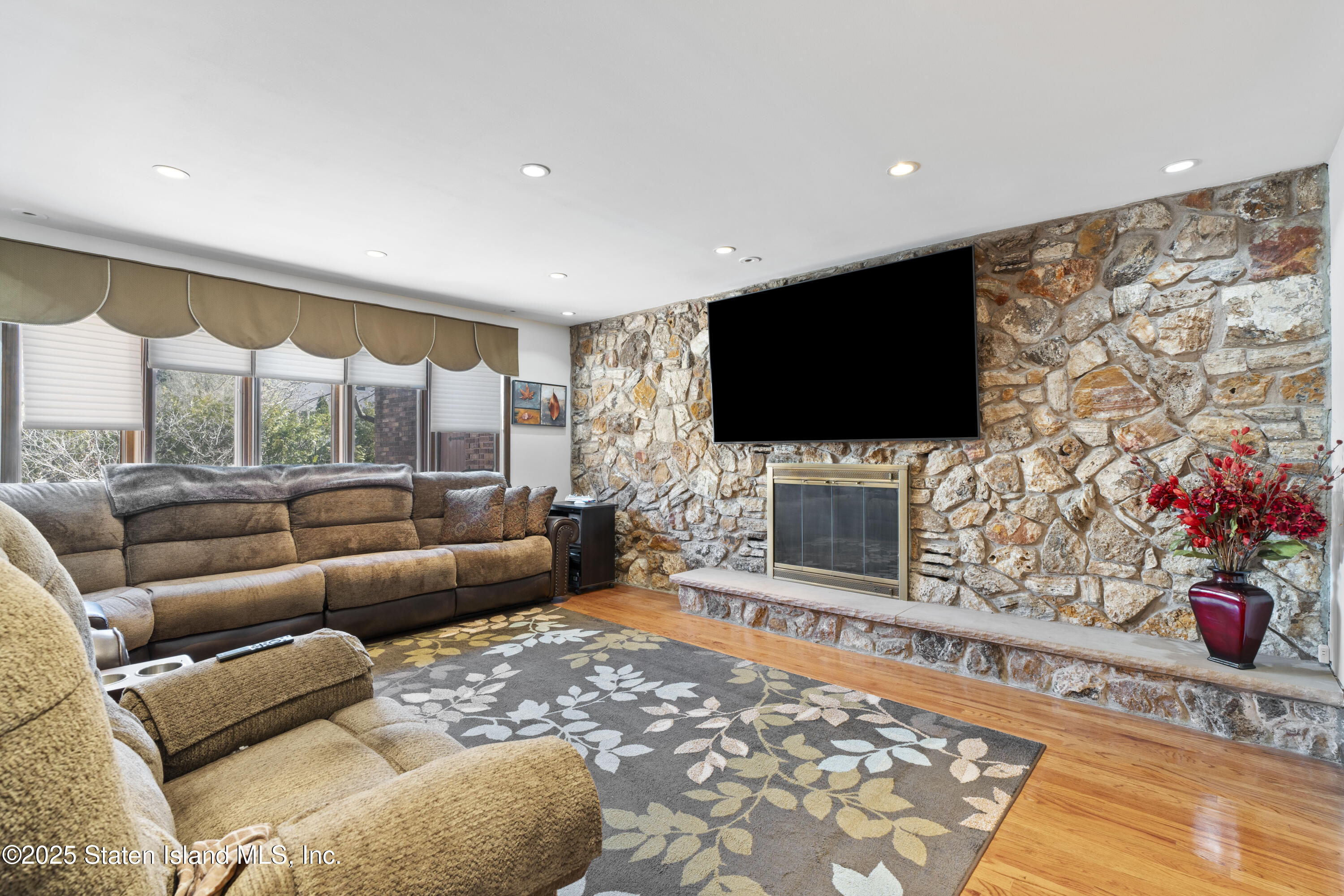 77 Irvington Street, Staten Island, NY, 10312 image 9
