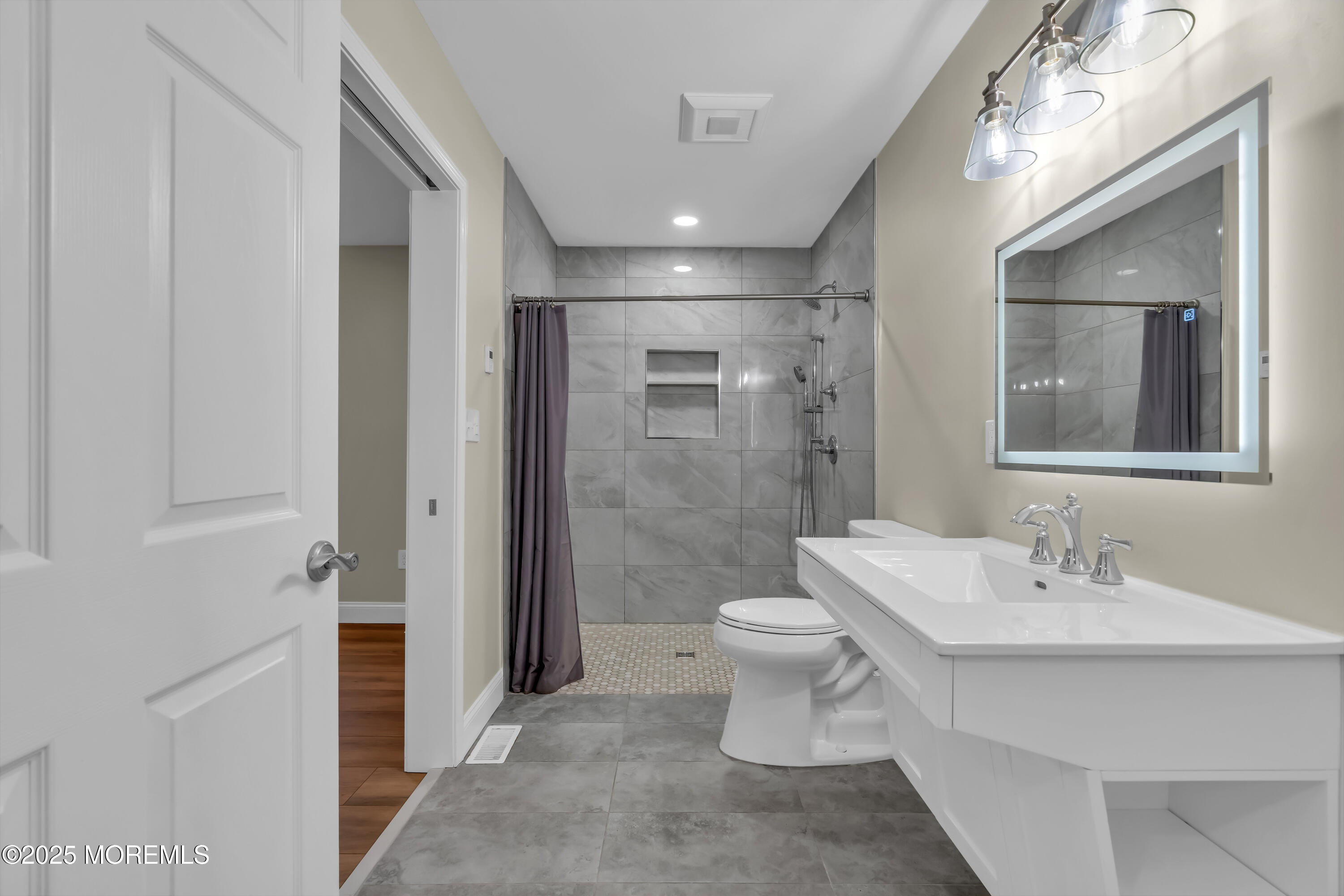 3 Malibu Court, Jackson, NJ, 08527 image 90