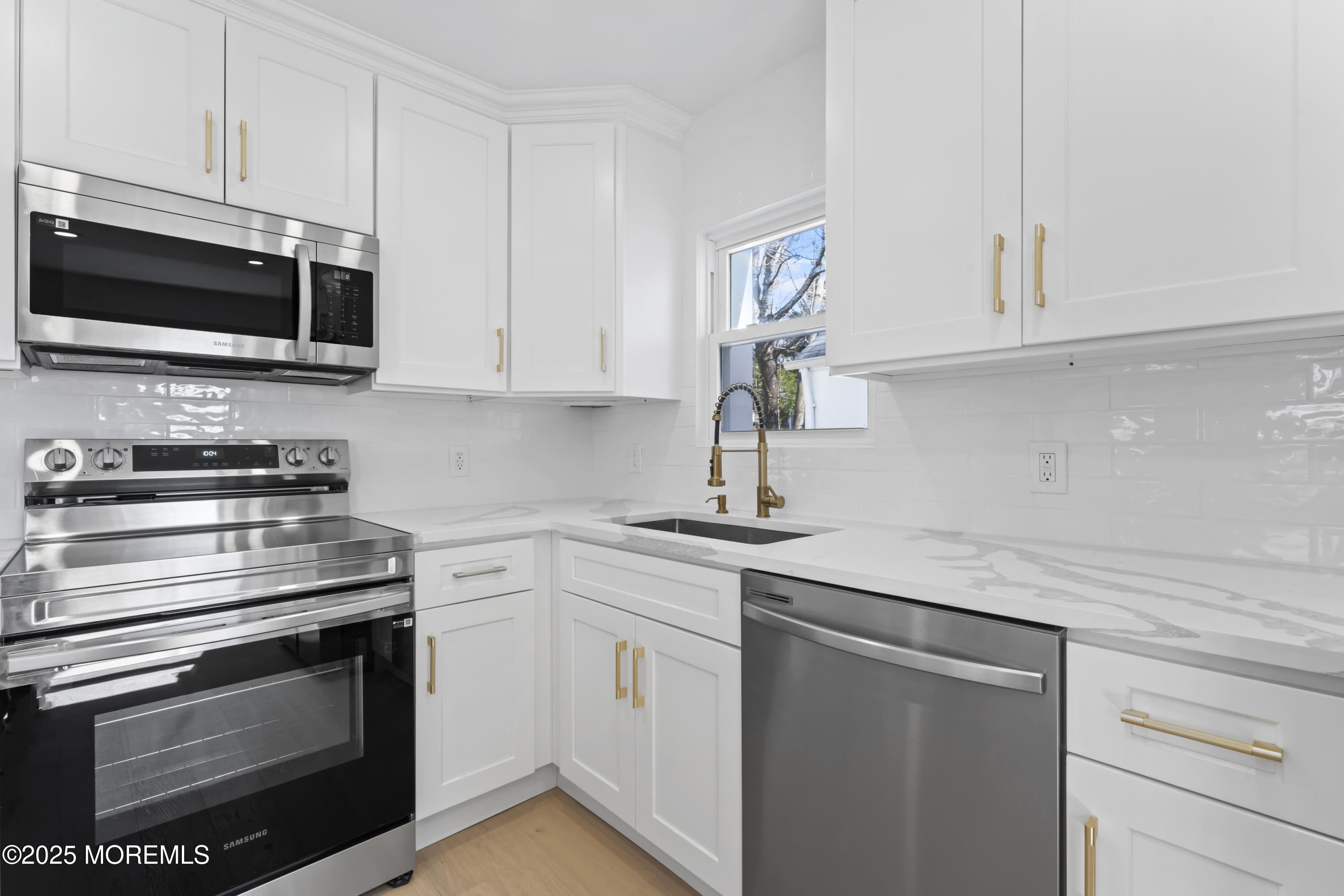 100 Grand Avenue, Atlantic Highlands, NJ, 07716 image 14