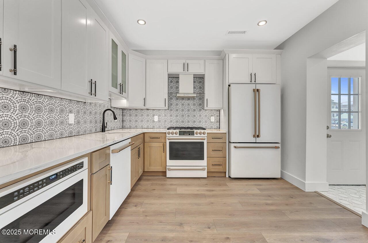 7 Deal Lake Court, Asbury Park, NJ, 07712 image 16