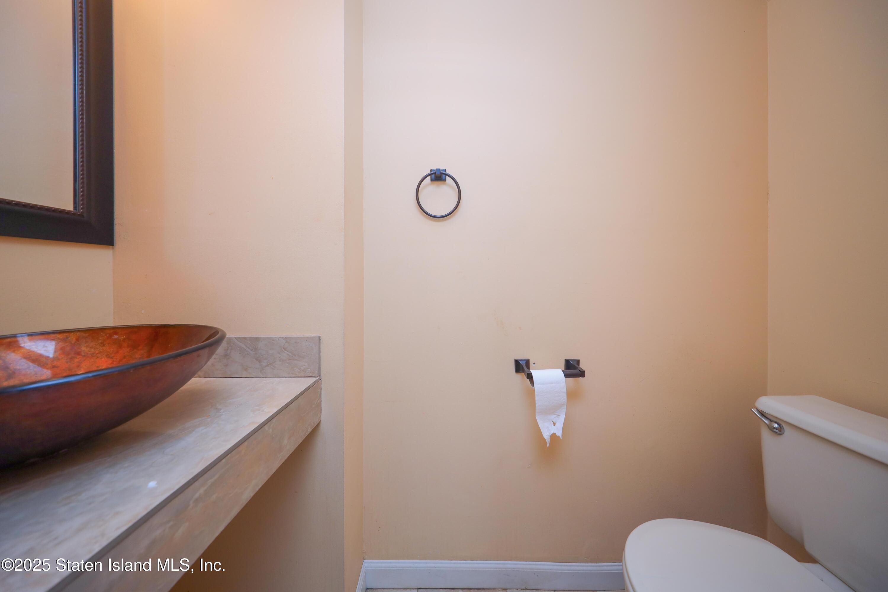 21 Navesink Place, Staten Island, NY, 10306 image 9