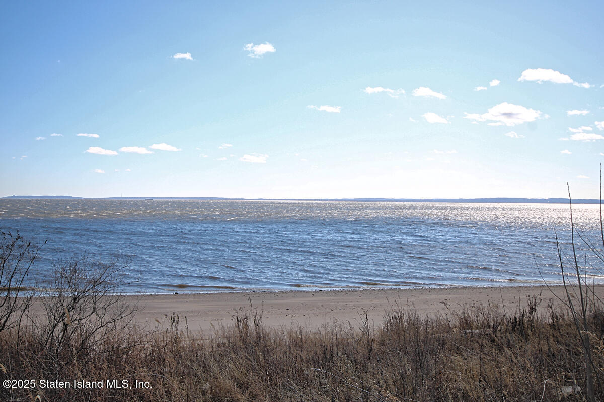 11 Ocean Driveway, Staten Island, NY, 10312 image 25