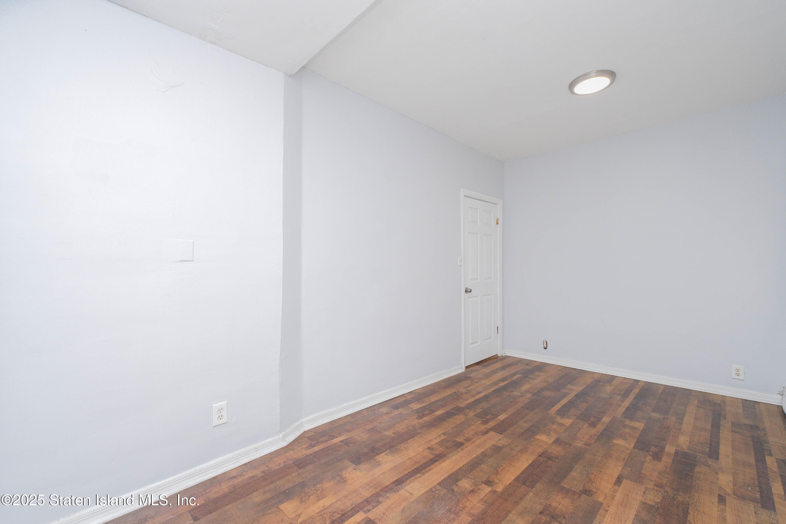 33 Pine Street, Staten Island, NY, 10301 image 9