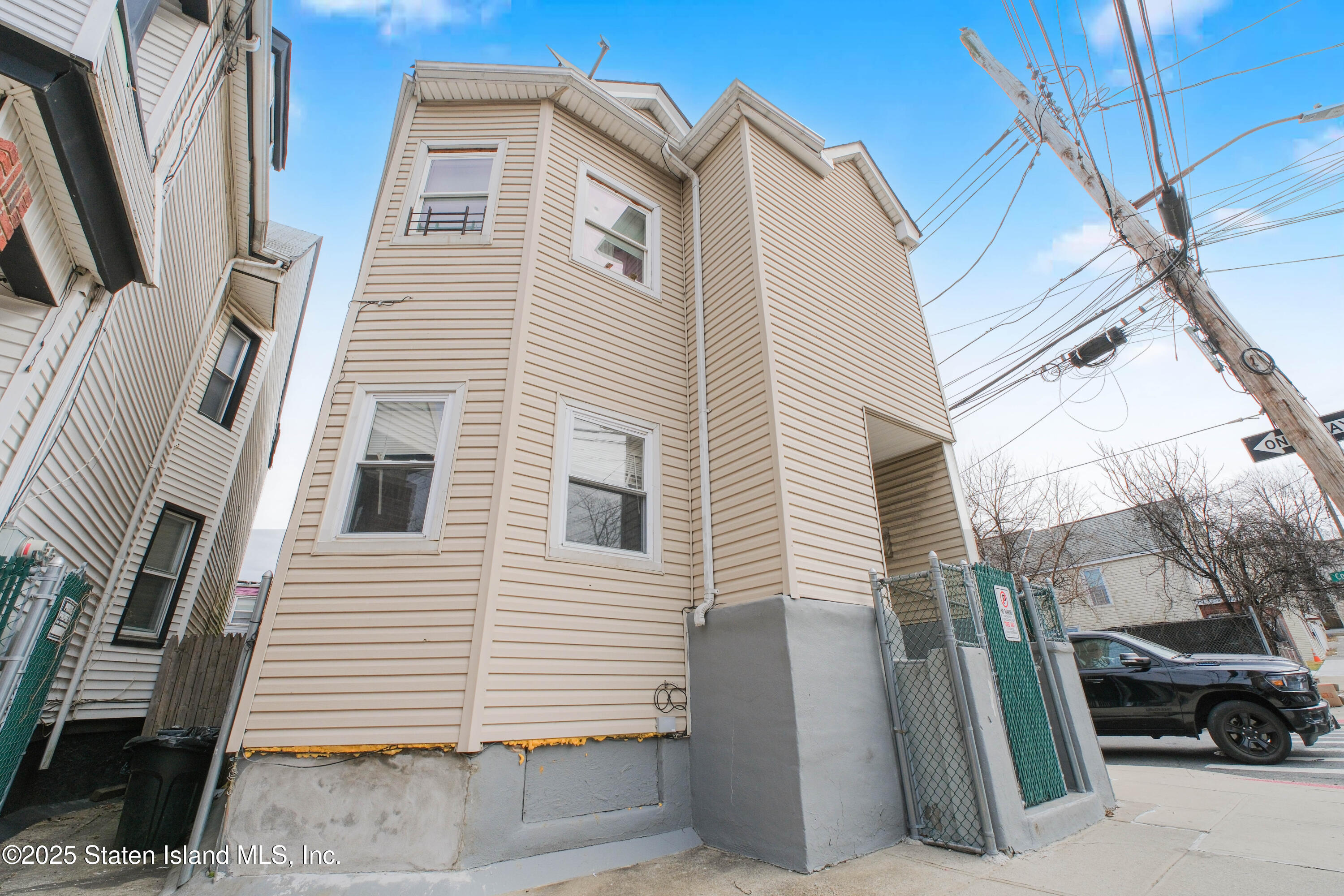 33 Pine Street, Staten Island, NY, 10301 image 24