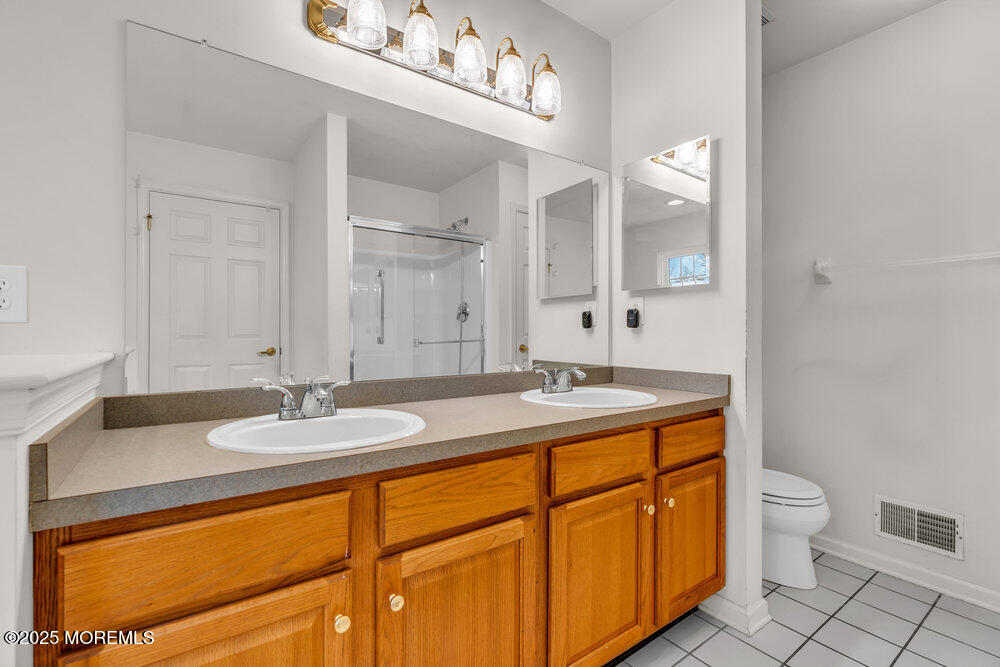 15 Shadow Creek Court, Jackson, NJ, 08527 image 39
