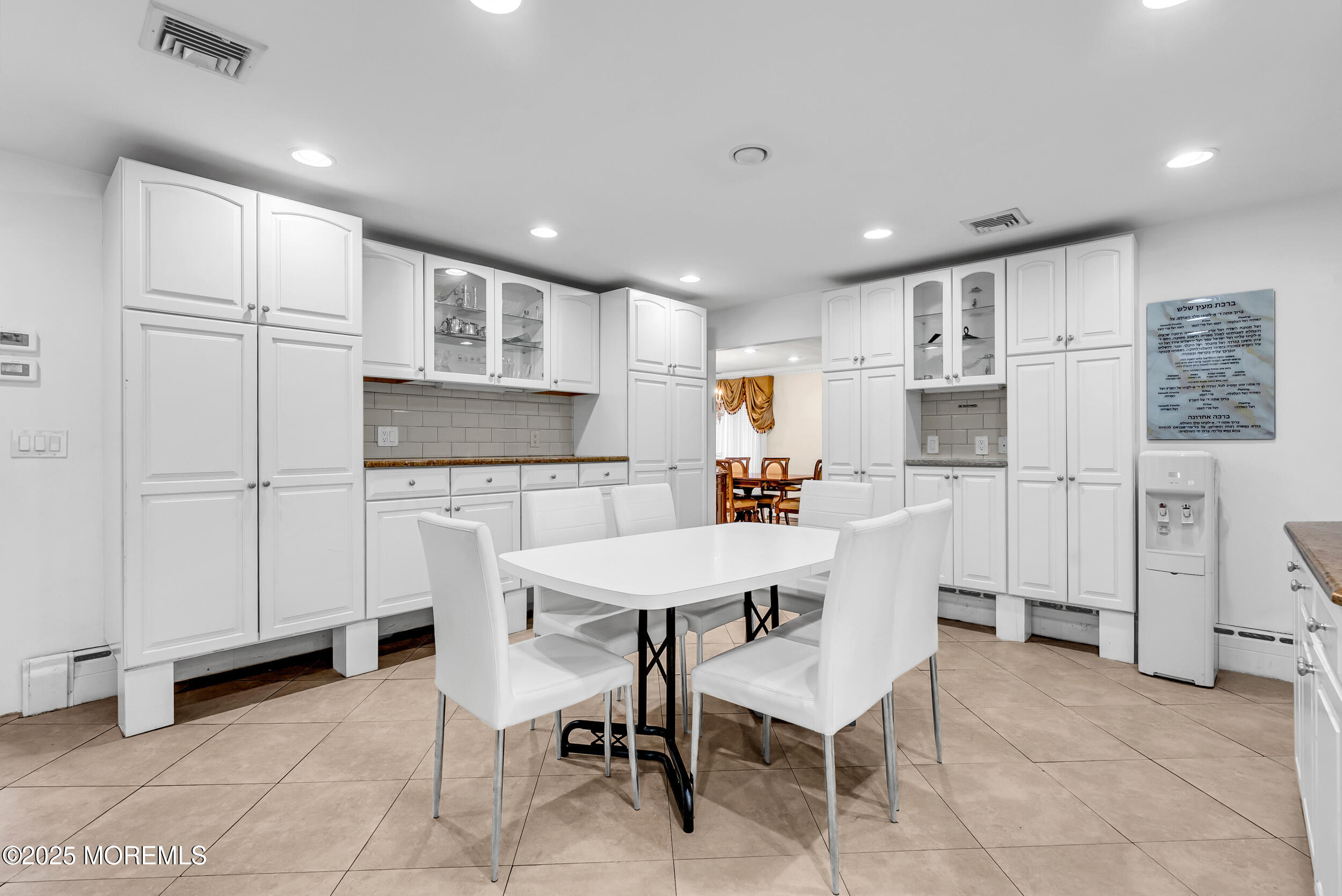 320 Roosevelt Avenue, Oakhurst, NJ, 07755 image 13