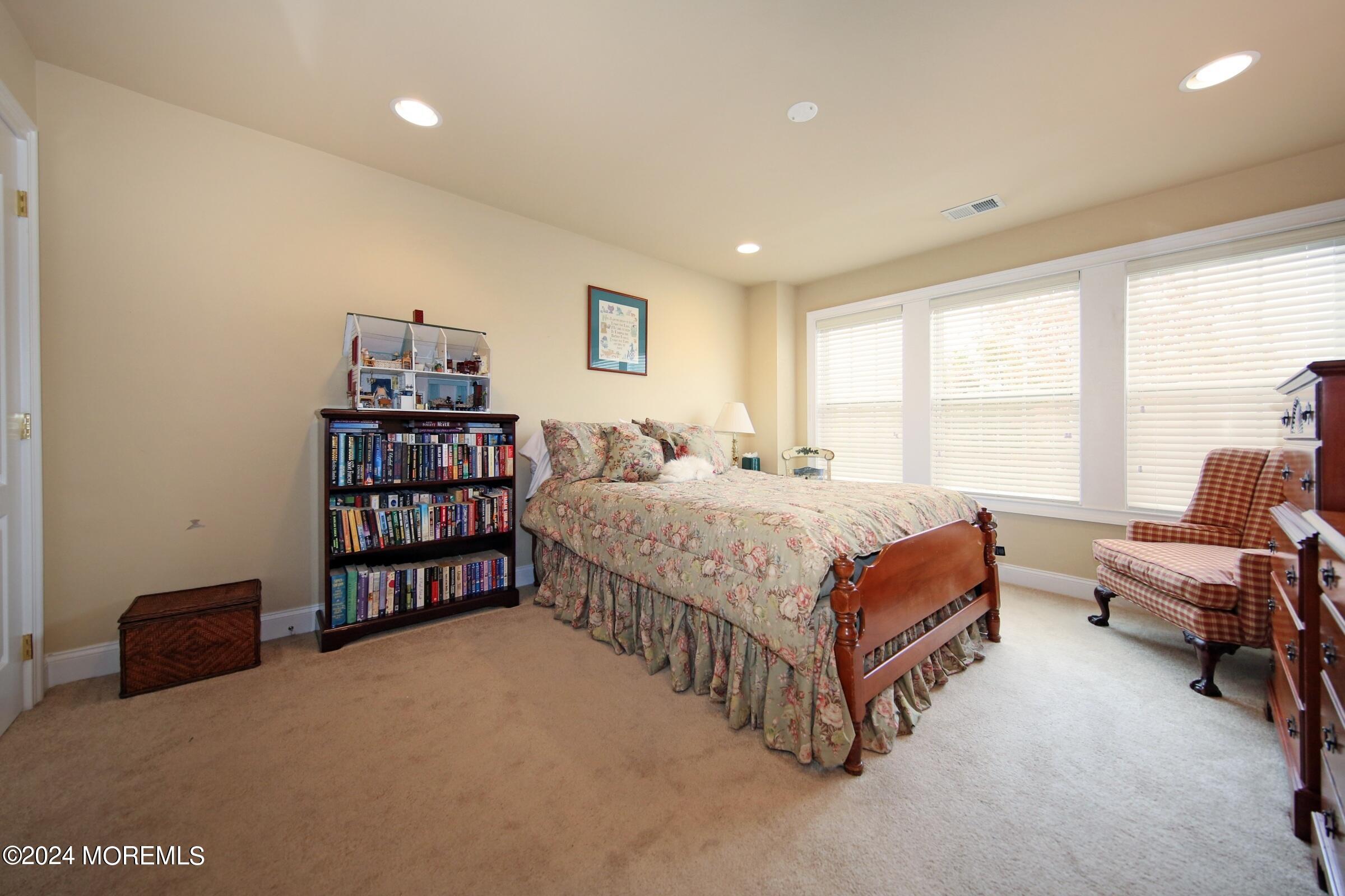 26 Aspen Lane, Tinton Falls, NJ, 07724 image 41