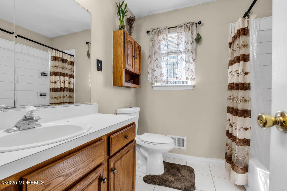 14 Jhan Drive, Jackson, NJ, 08527 image 20