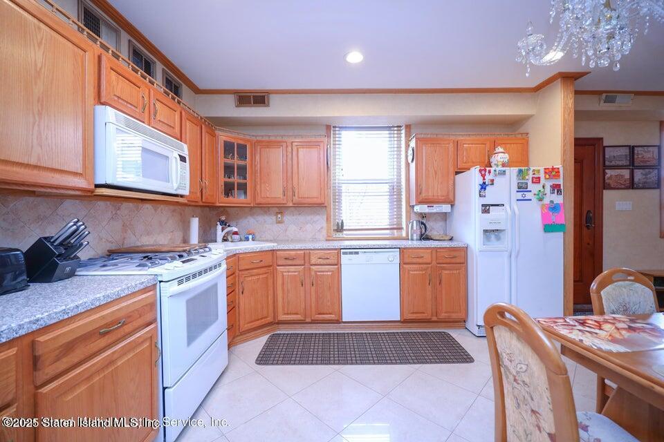 19 Father Capodanno Boulevard, Staten Island, NY, 10305 image 9