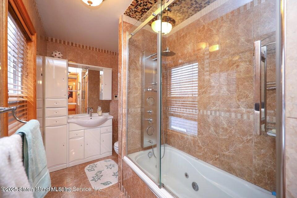 19 Father Capodanno Boulevard, Staten Island, NY, 10305 image 14